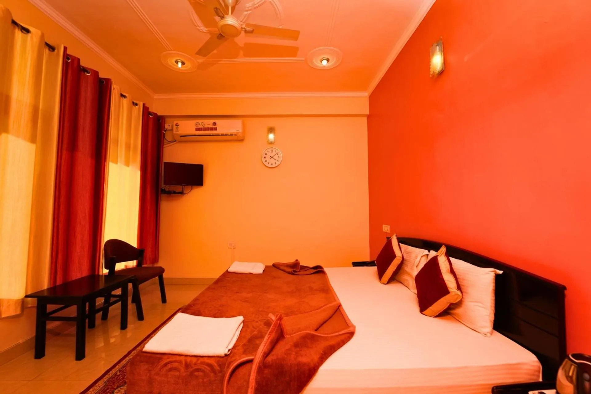 Shivalik River Retreat