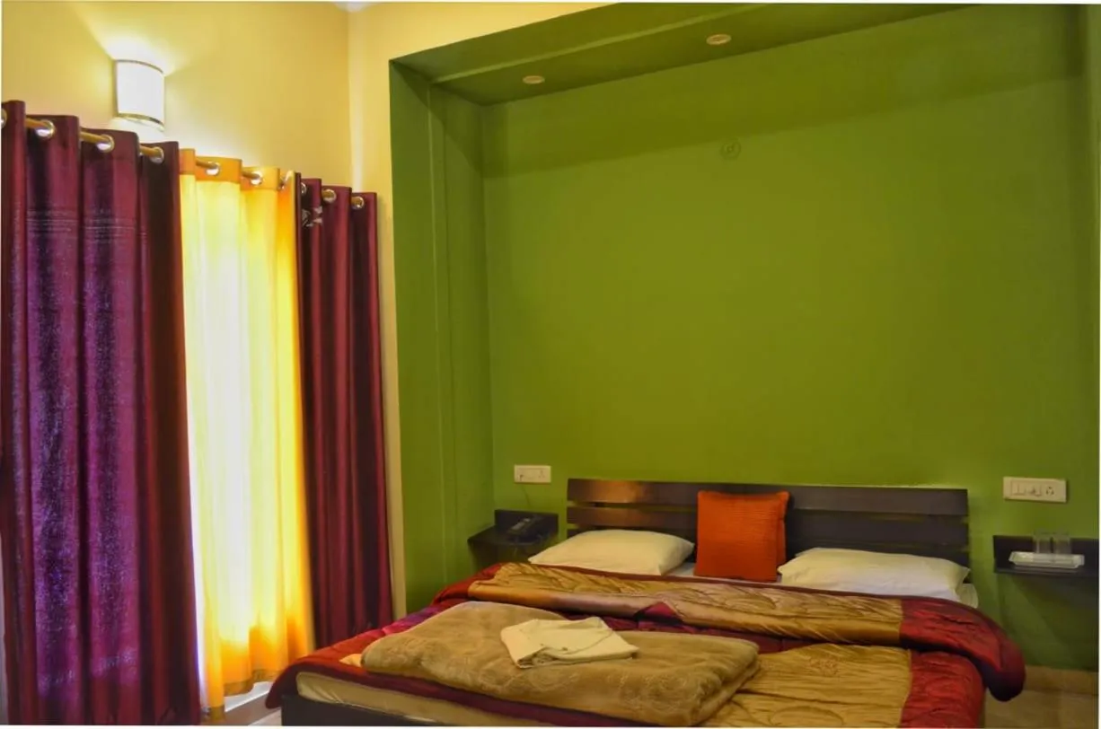 Shivalik River Retreat