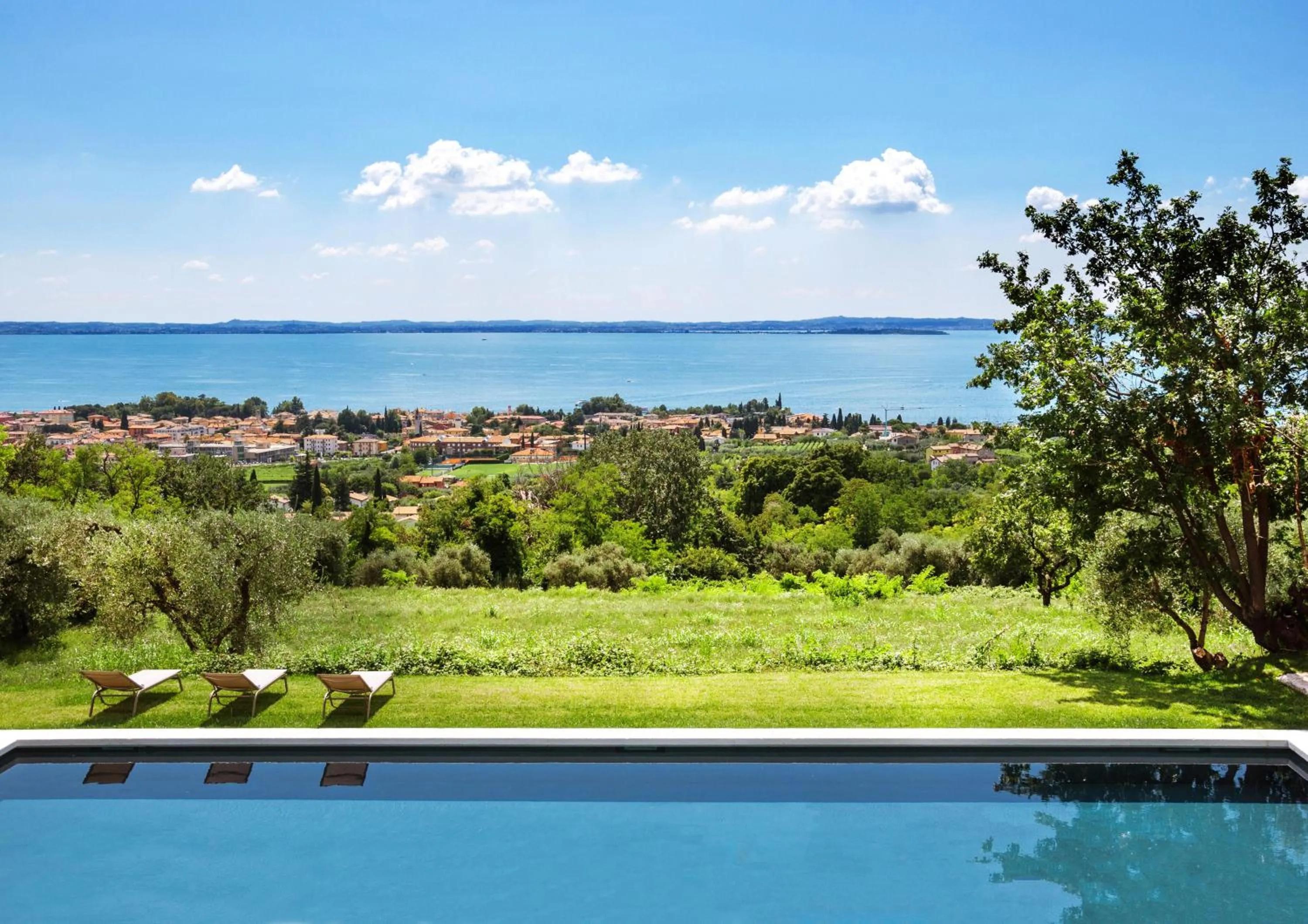 Pool view in Prati Palai