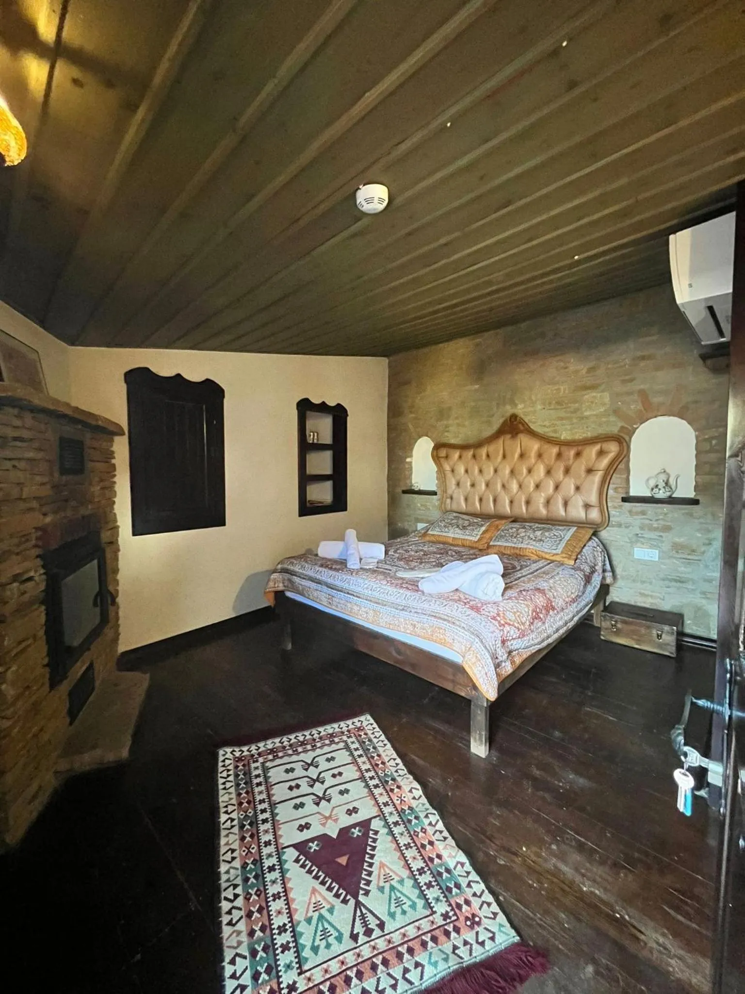 Bed in Adissa Butik Otel