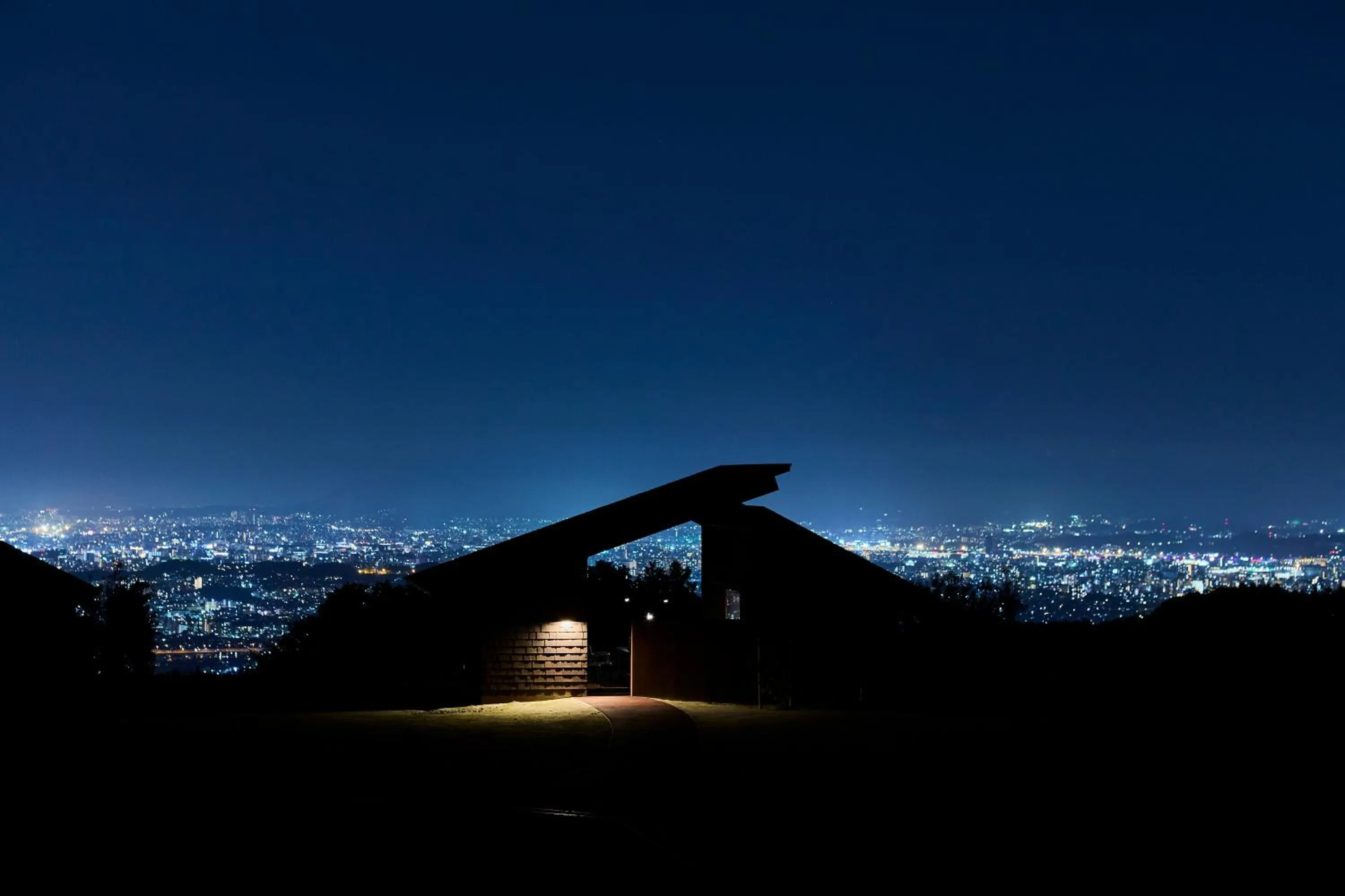 Property building in Snow Peak YAKEI SUITE ABURAYAMA FUKUOKA