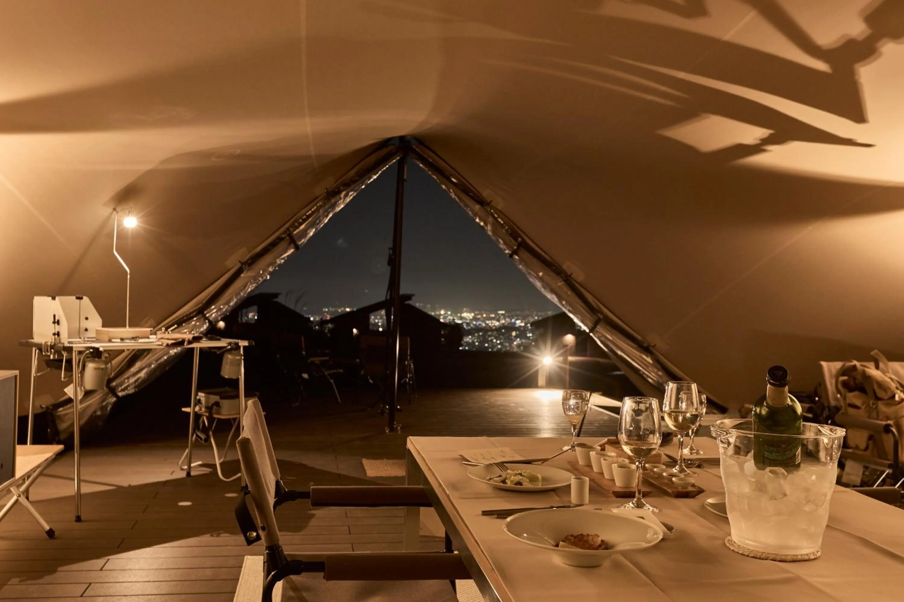 Photo of the whole room in Snow Peak YAKEI SUITE ABURAYAMA FUKUOKA