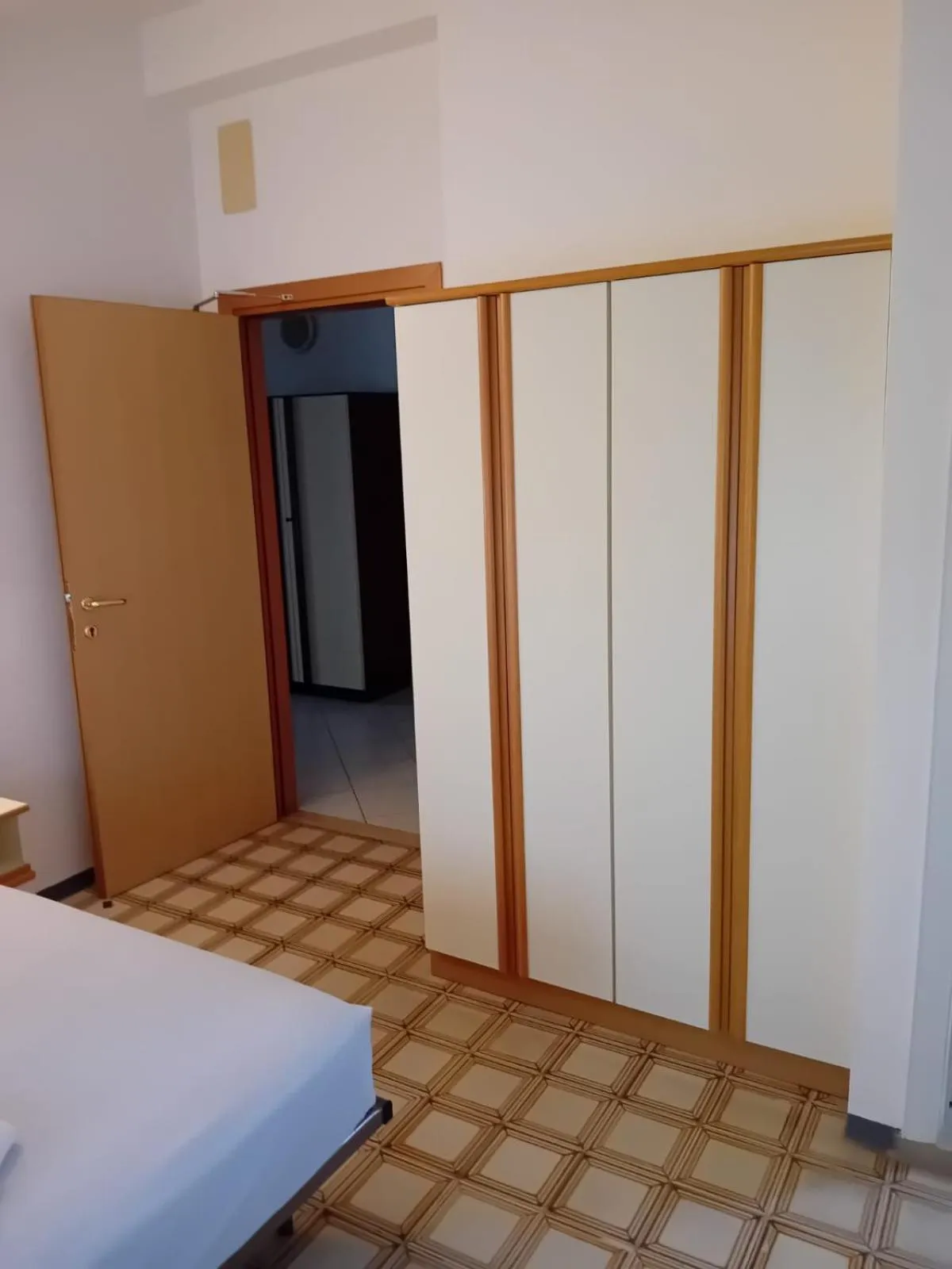 wardrobe, Bed in Hotel Serafini Misano Adriatico