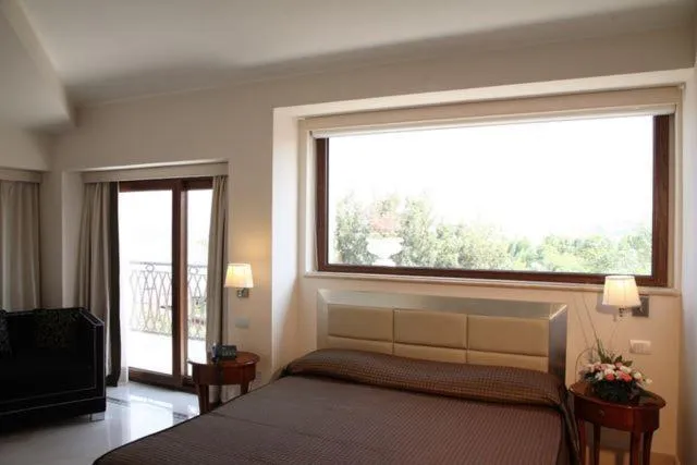 Day in Hotel Palace 4S