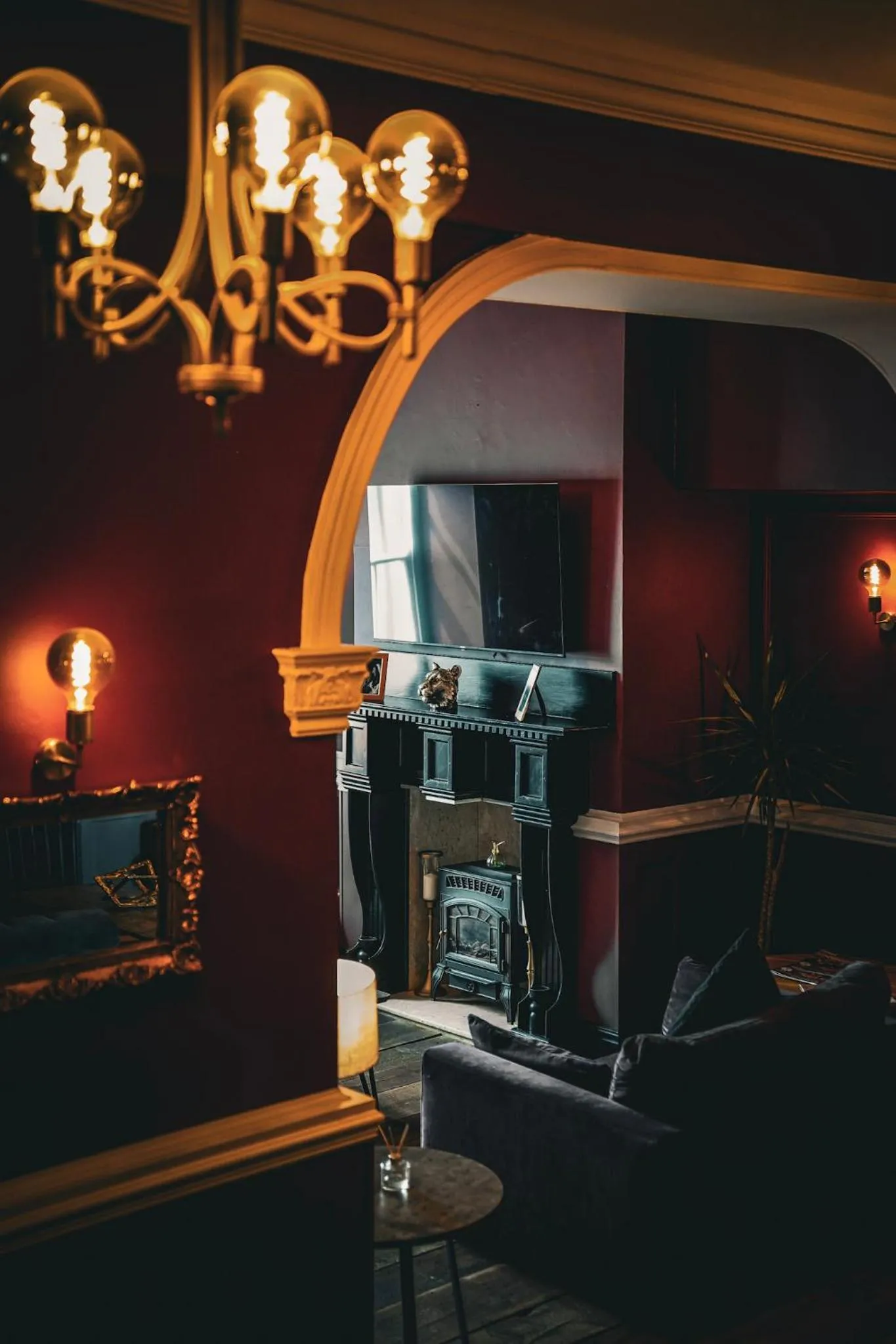 THE LORD NELSON HOTEL