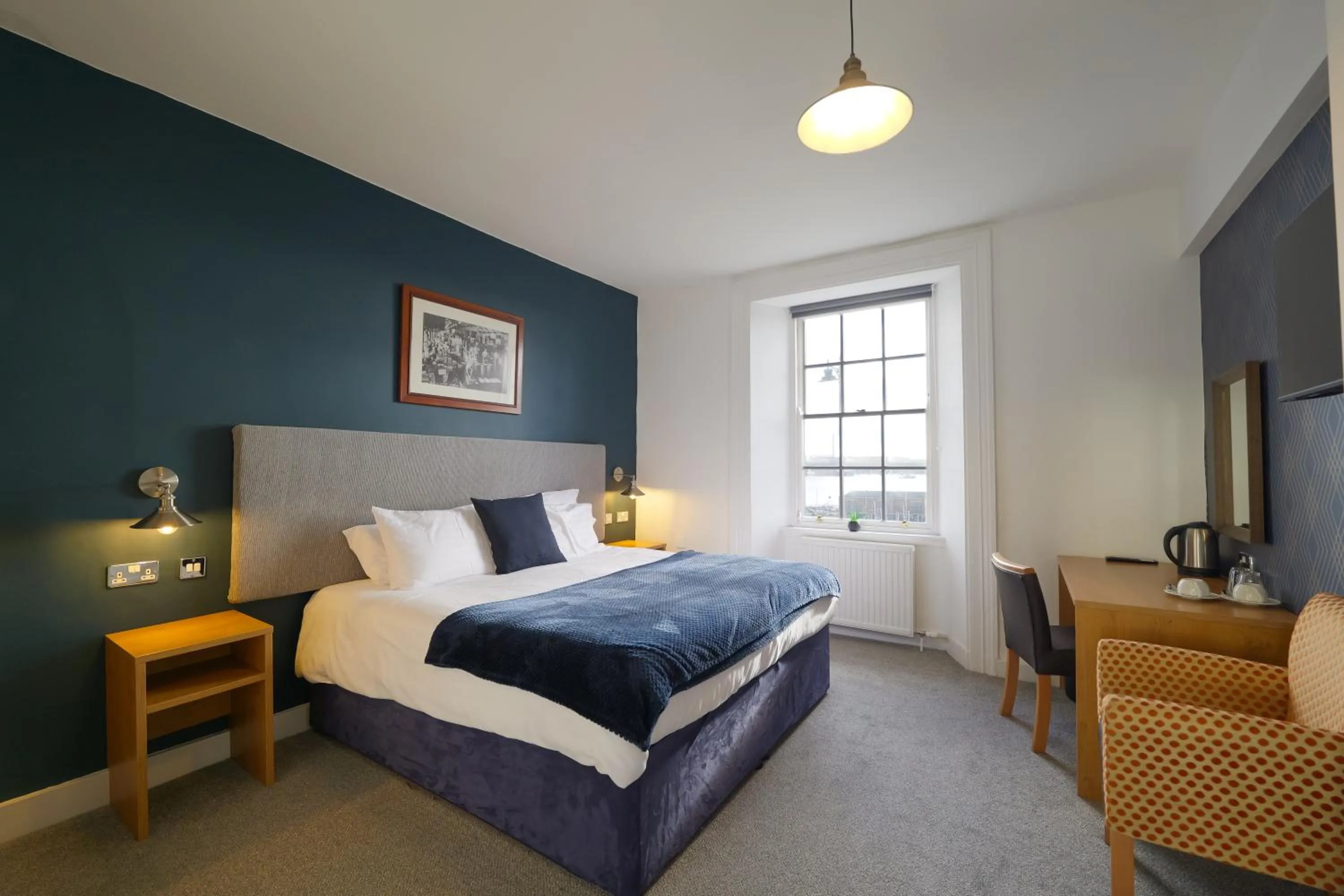 Bedroom, Bed in THE LORD NELSON HOTEL