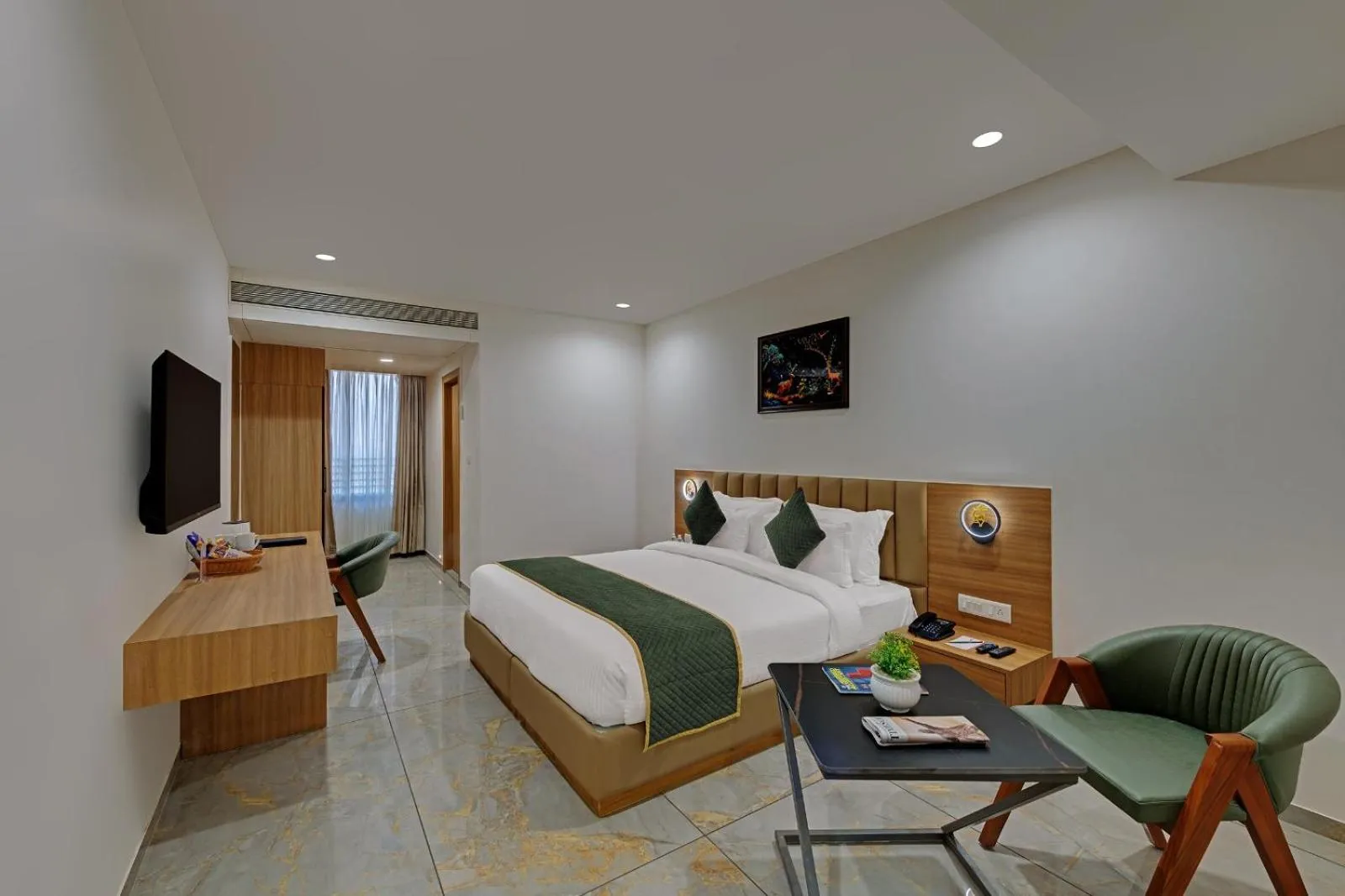 Bedroom, Bed in Comfort Inn Sapphire Chandkheda, Ahmedabad