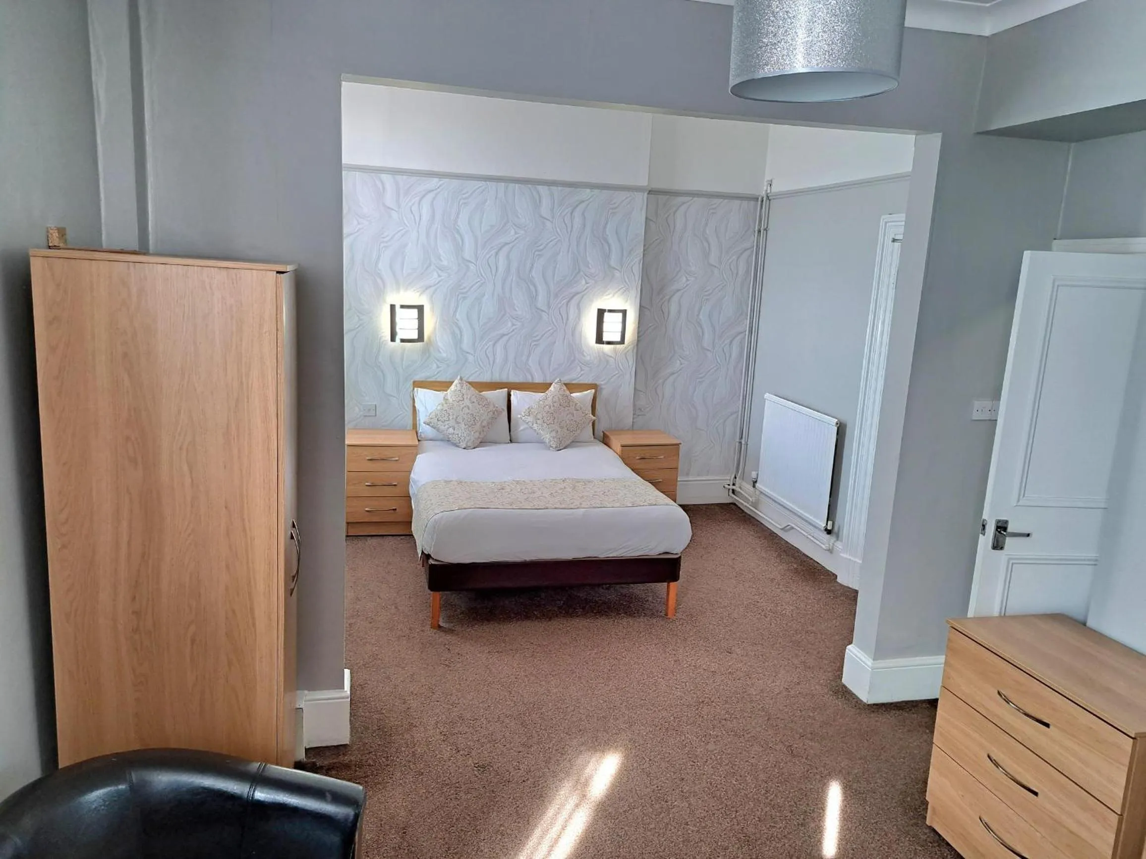 Bed in Prince Of Wales Hotel