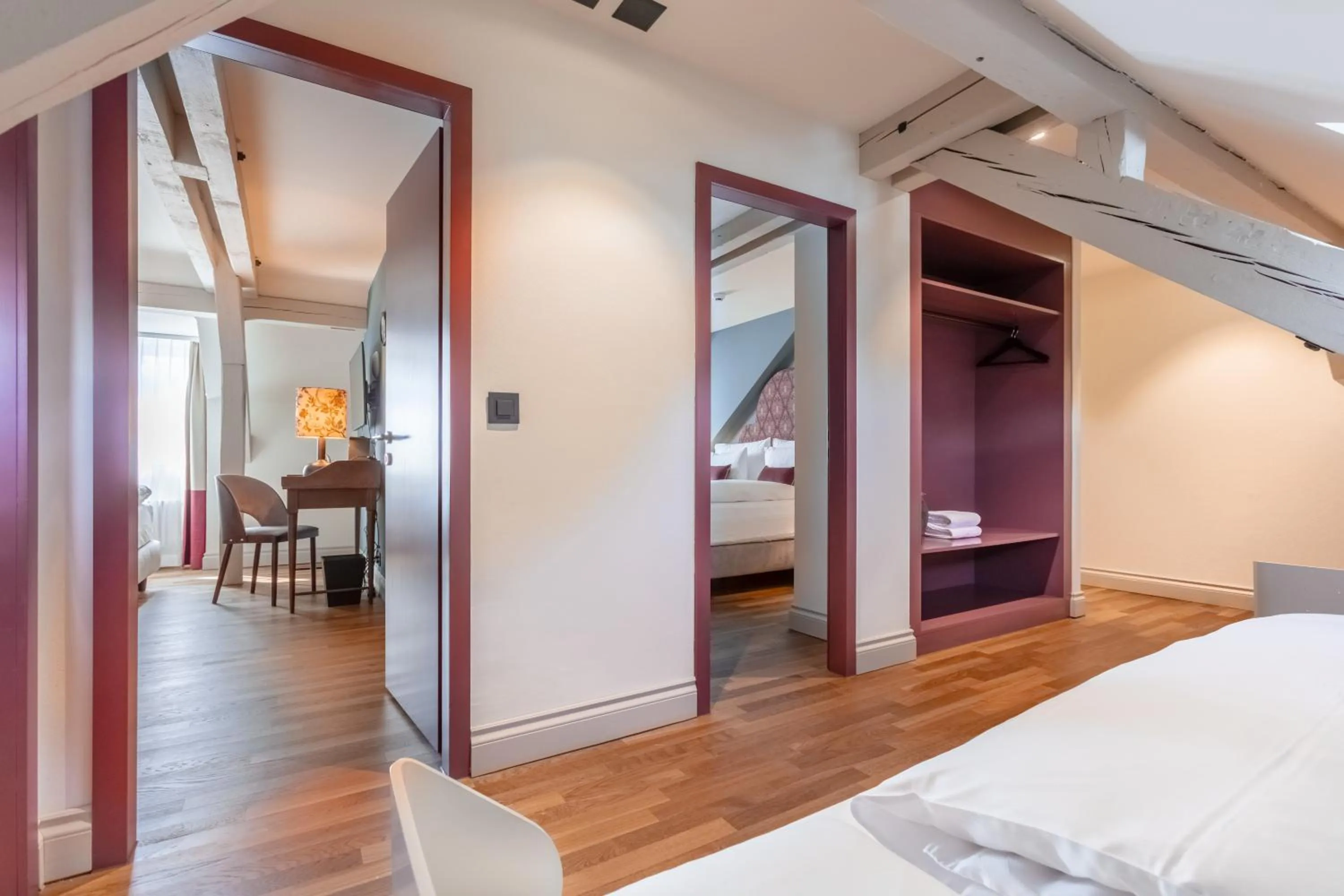 Bed in Hotel Mürren Palace