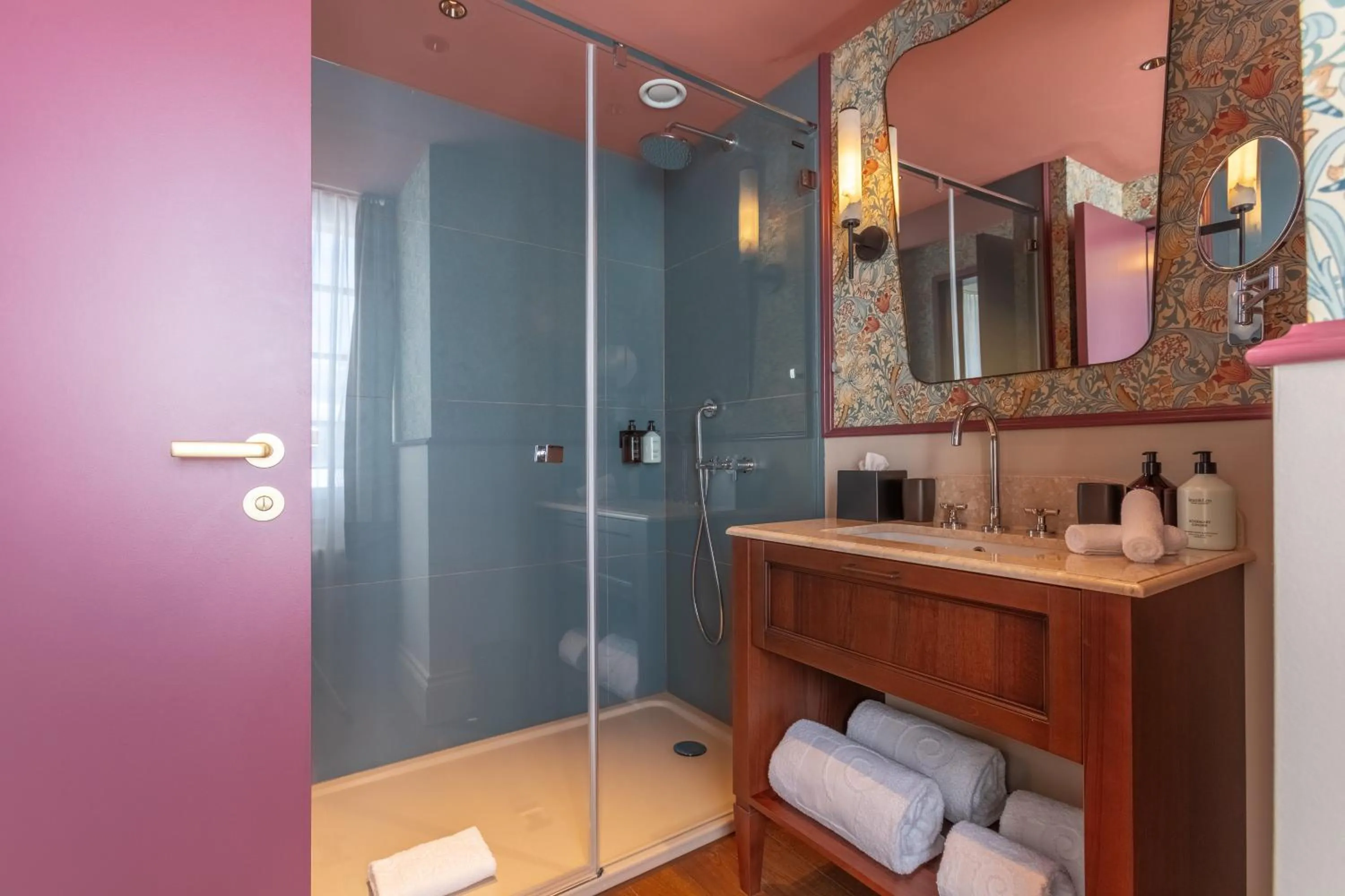 Bathroom in Hotel Mürren Palace