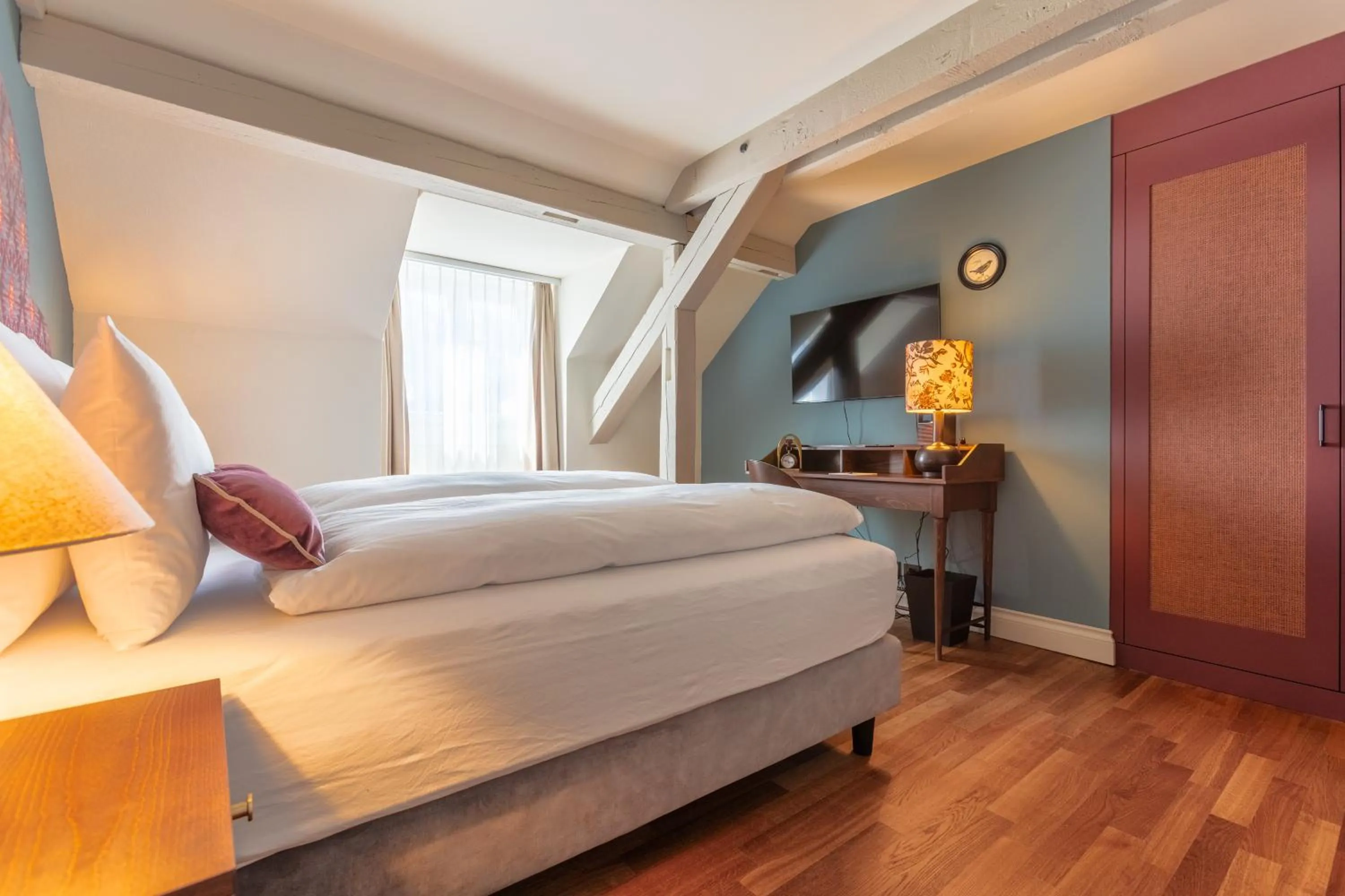 Bed in Hotel Mürren Palace