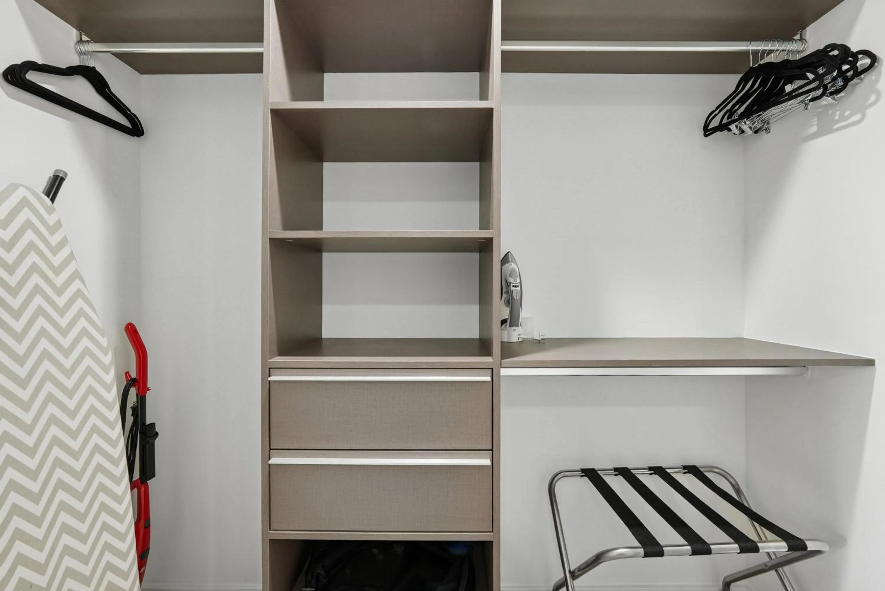 flat iron in Sentral Alea Miami