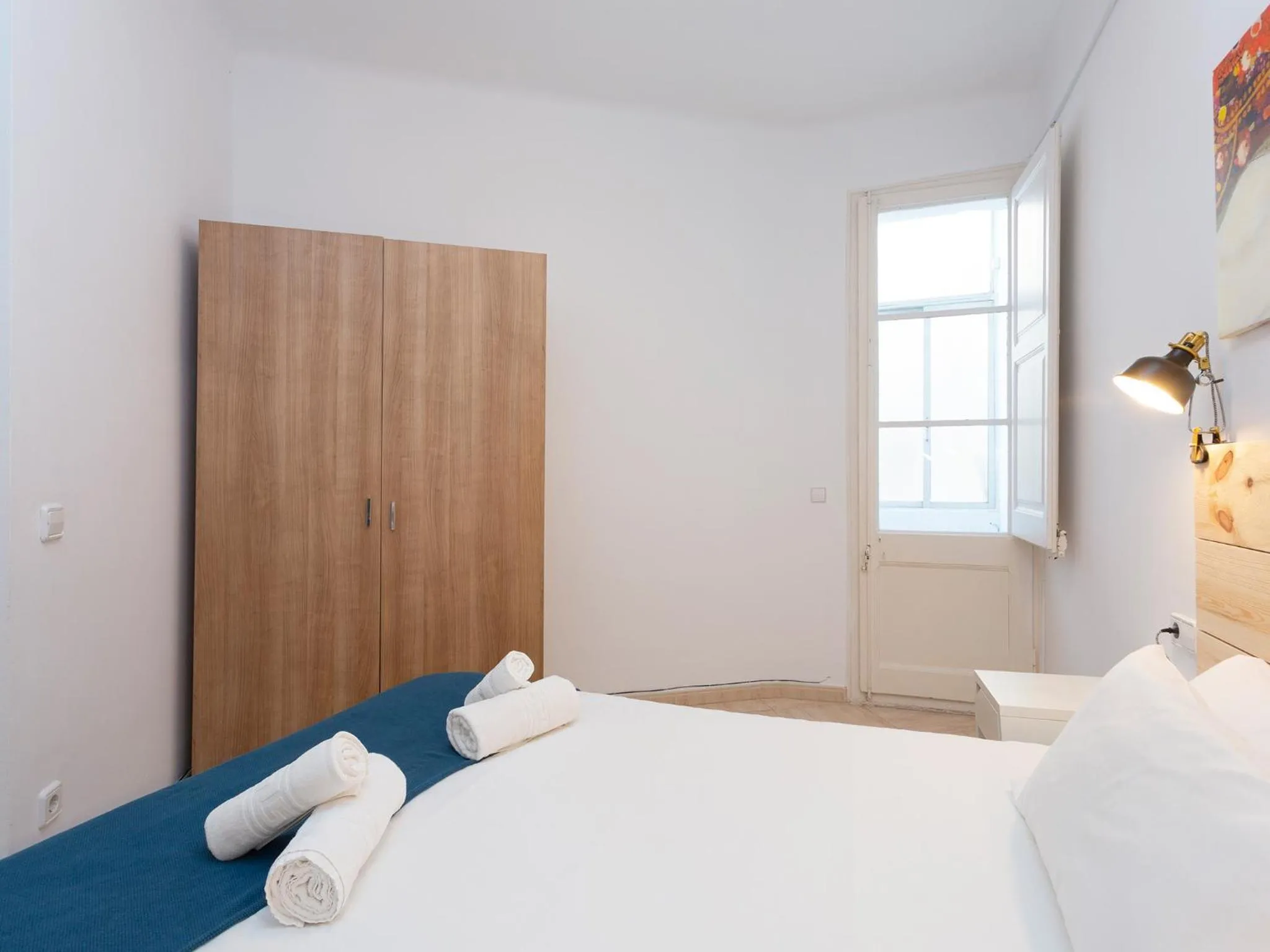 Bed in Centric Sagrada Familia Apartments