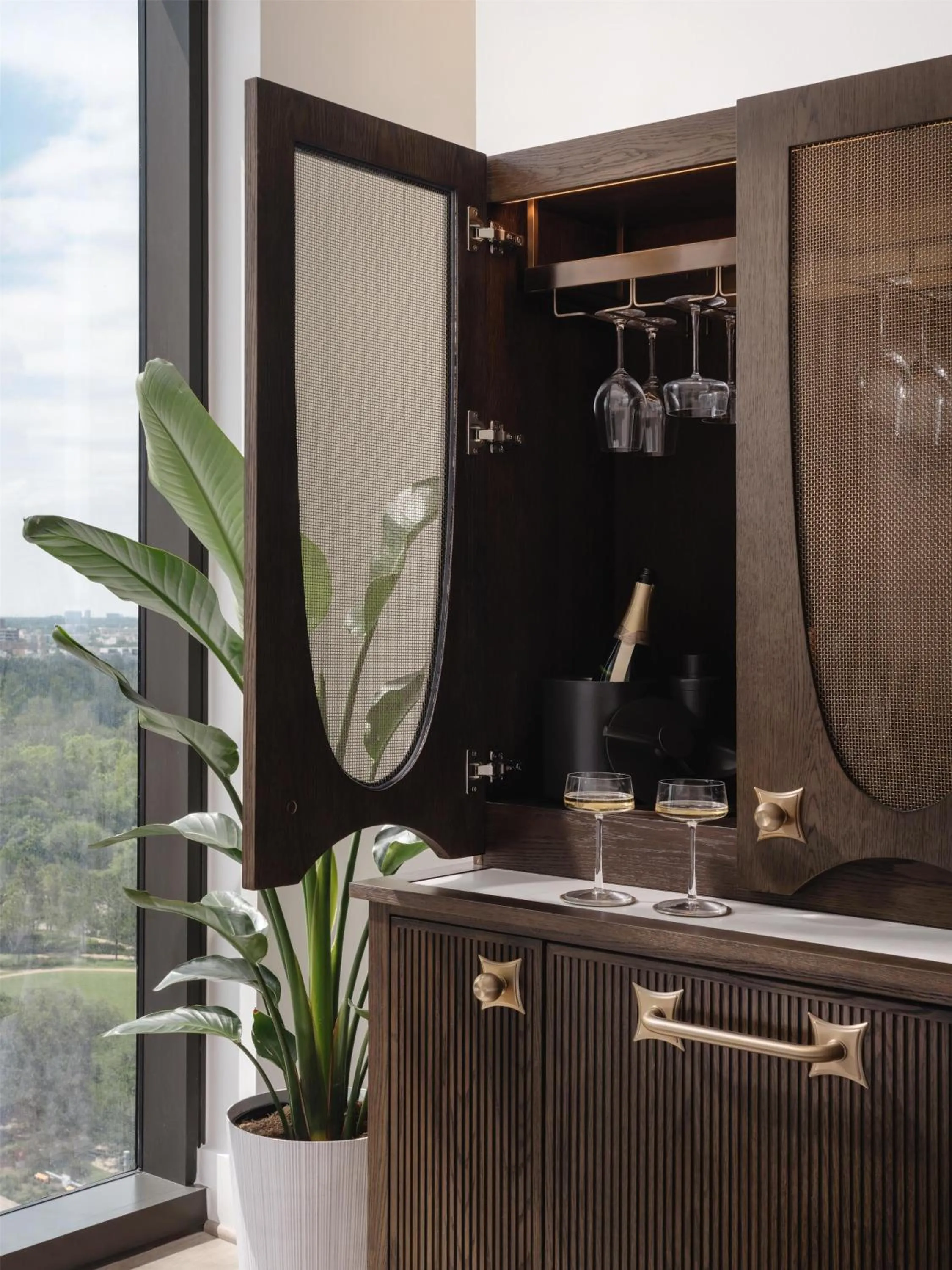 Restaurant/places to eat in Thompson Houston, by Hyatt