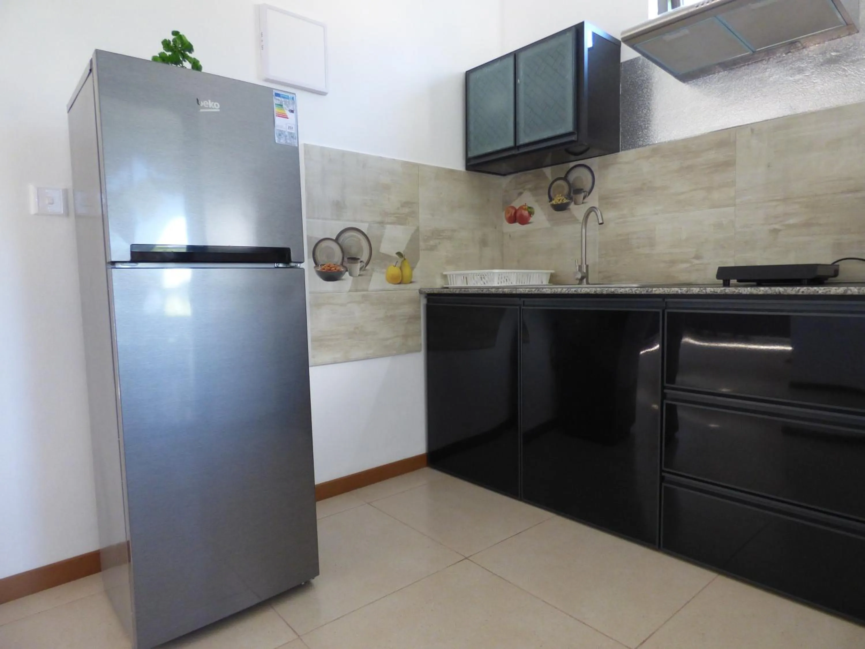 kitchen in La Nuit Étoilée , Restez plus, payez moins !