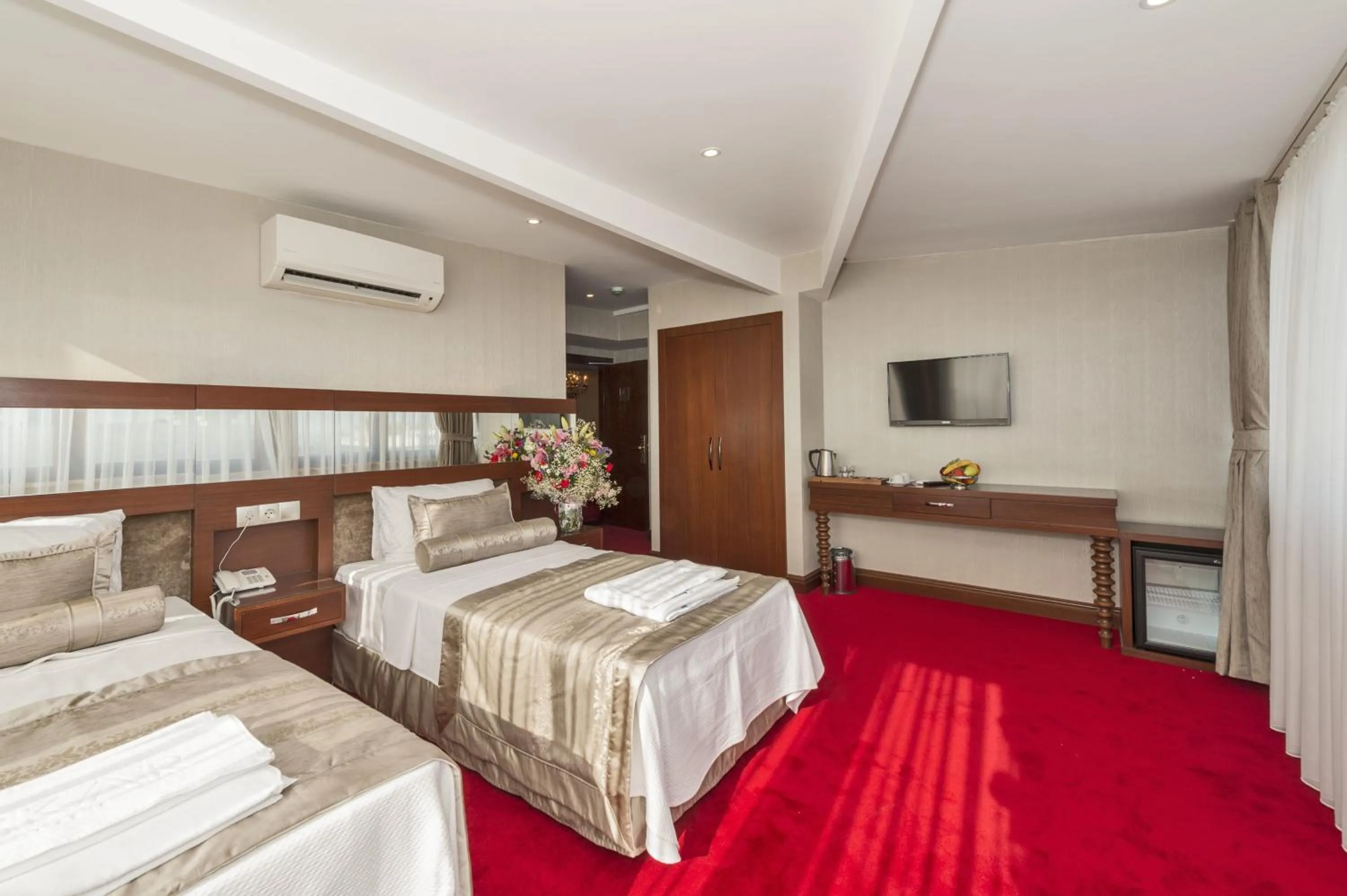 Photo of the whole room, Bed in Escardın hotel