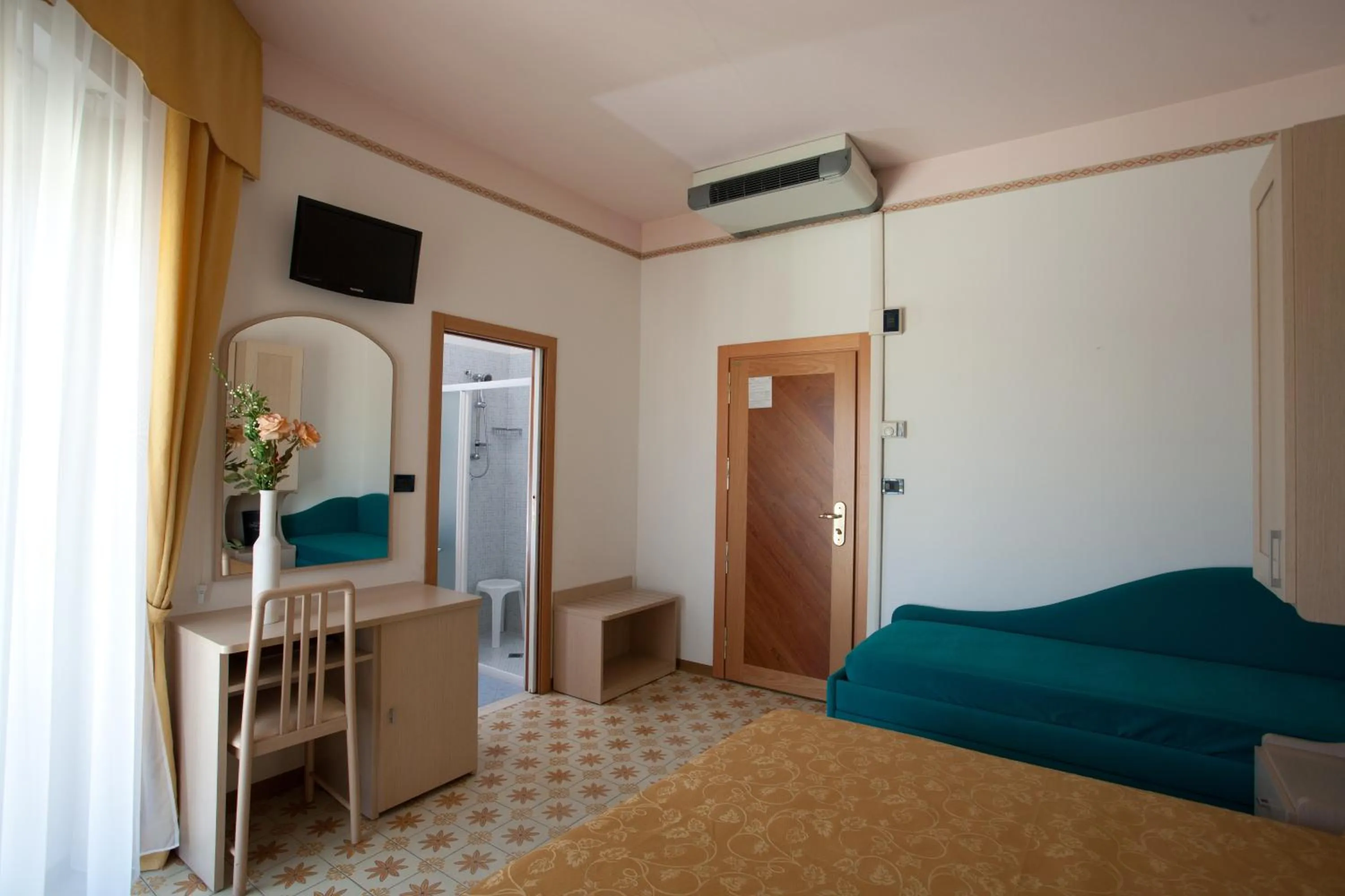 Bedroom in Hotel Condor