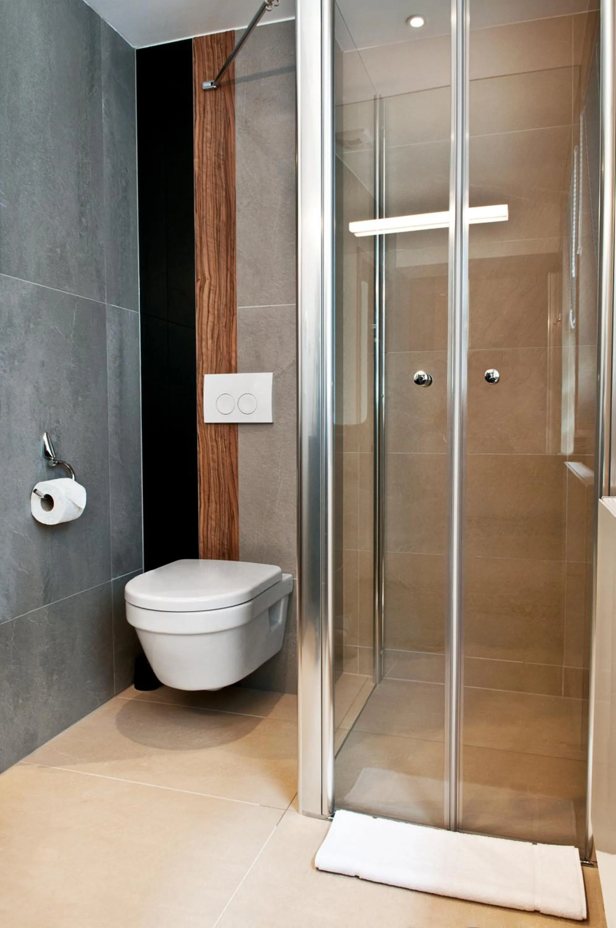 Bathroom in Hotel Piano