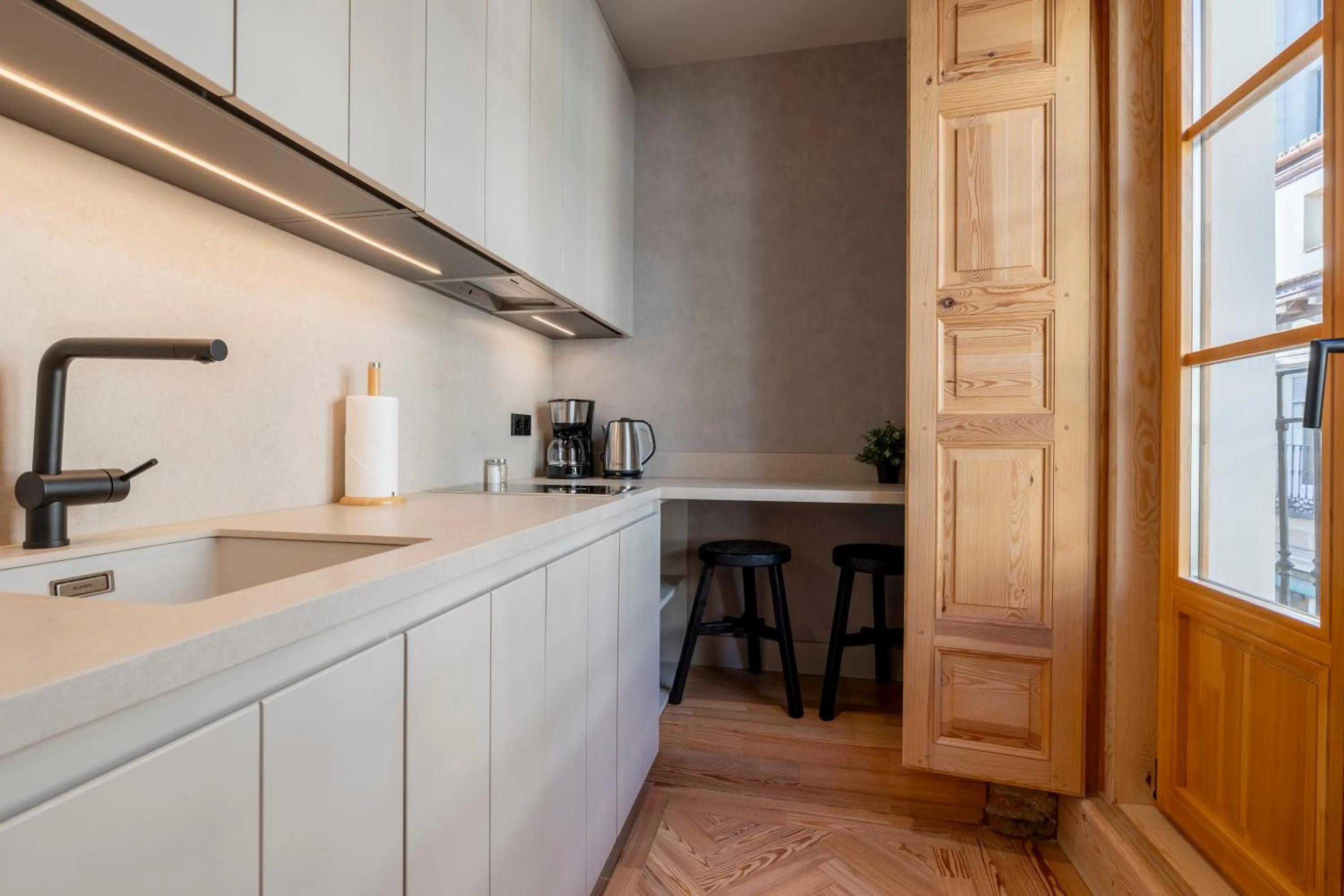 Kitchen or kitchenette in Rio by Wynwood House