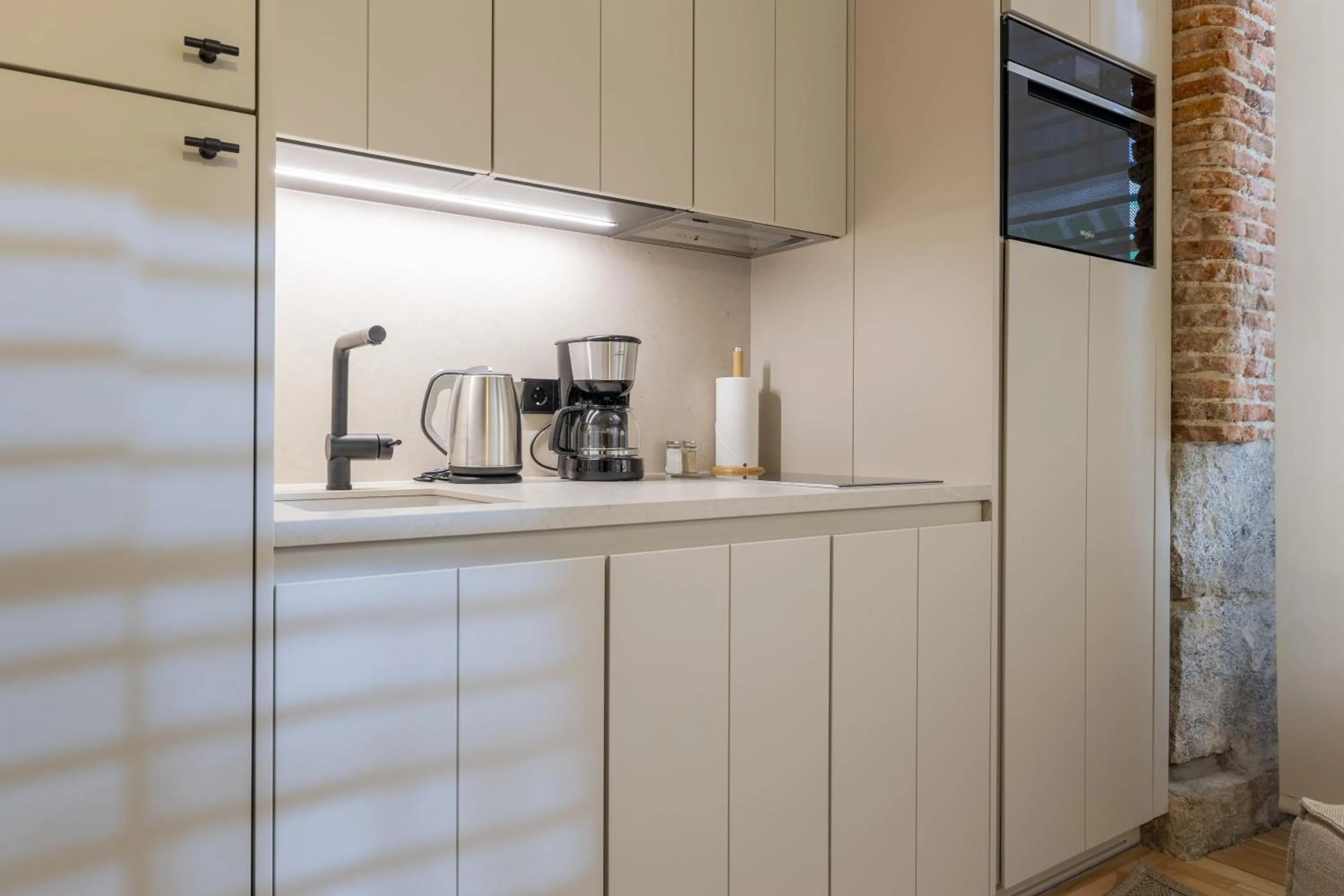 Coffee/tea facilities in Rio by Wynwood House