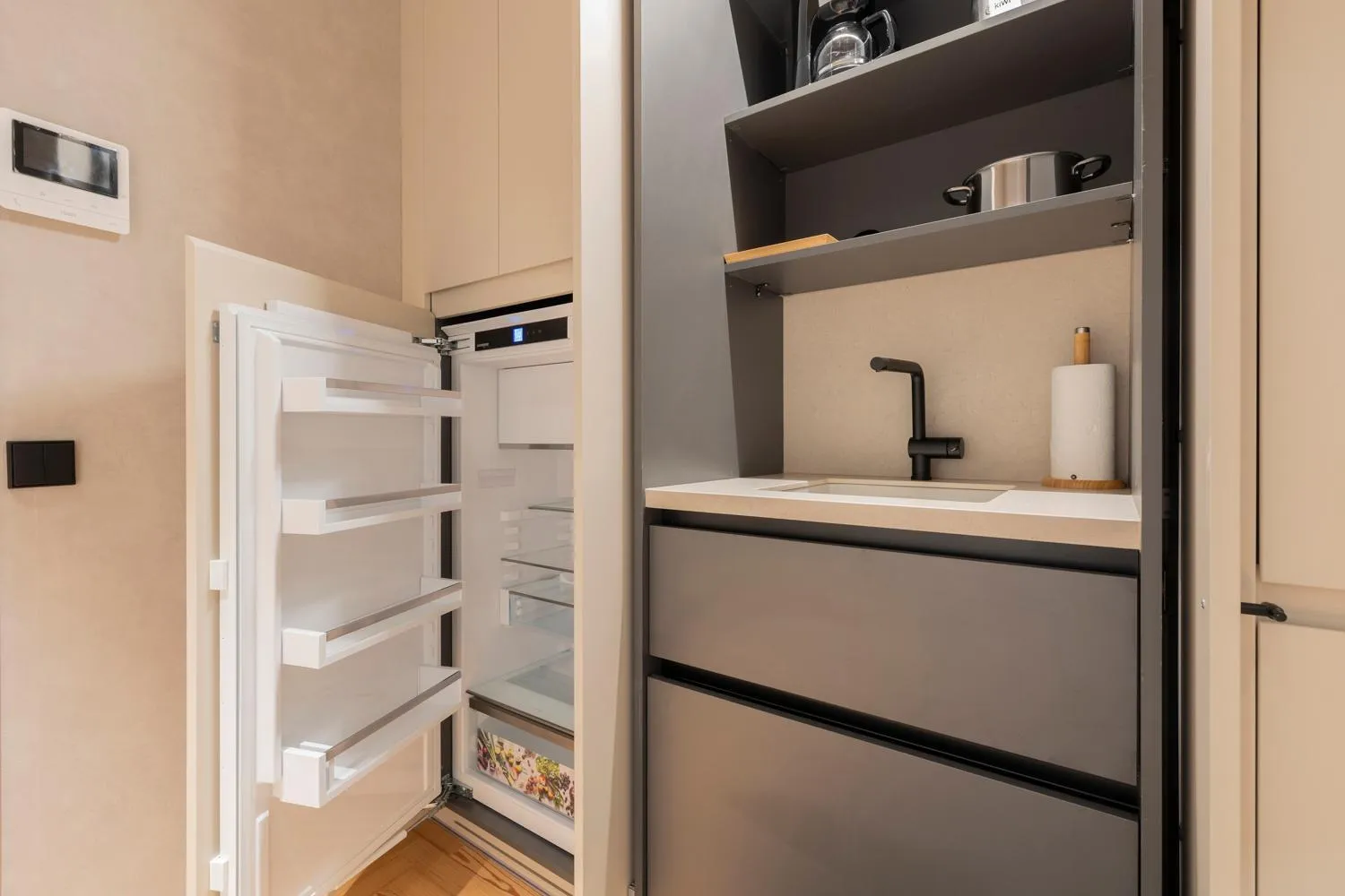 Kitchen or kitchenette in Rio by Wynwood House