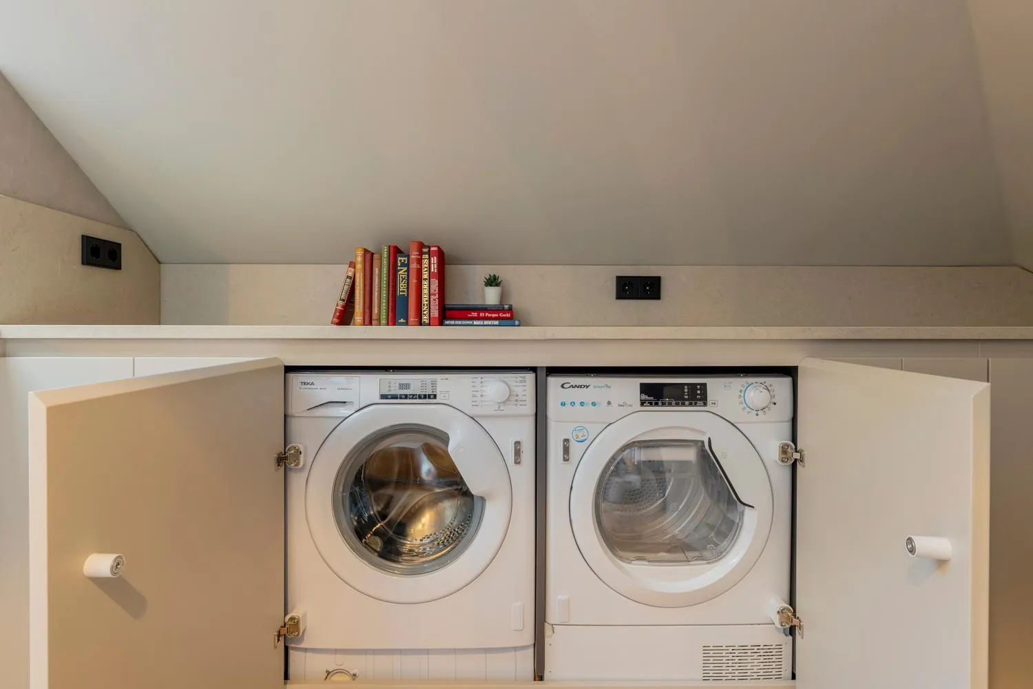 washing machine in Rio by Wynwood House