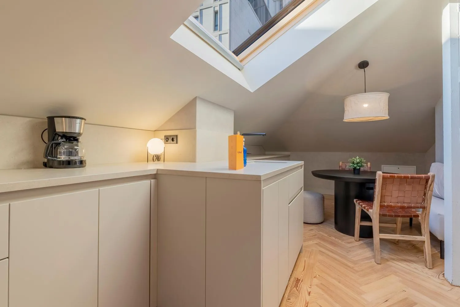 Kitchen or kitchenette in Rio by Wynwood House