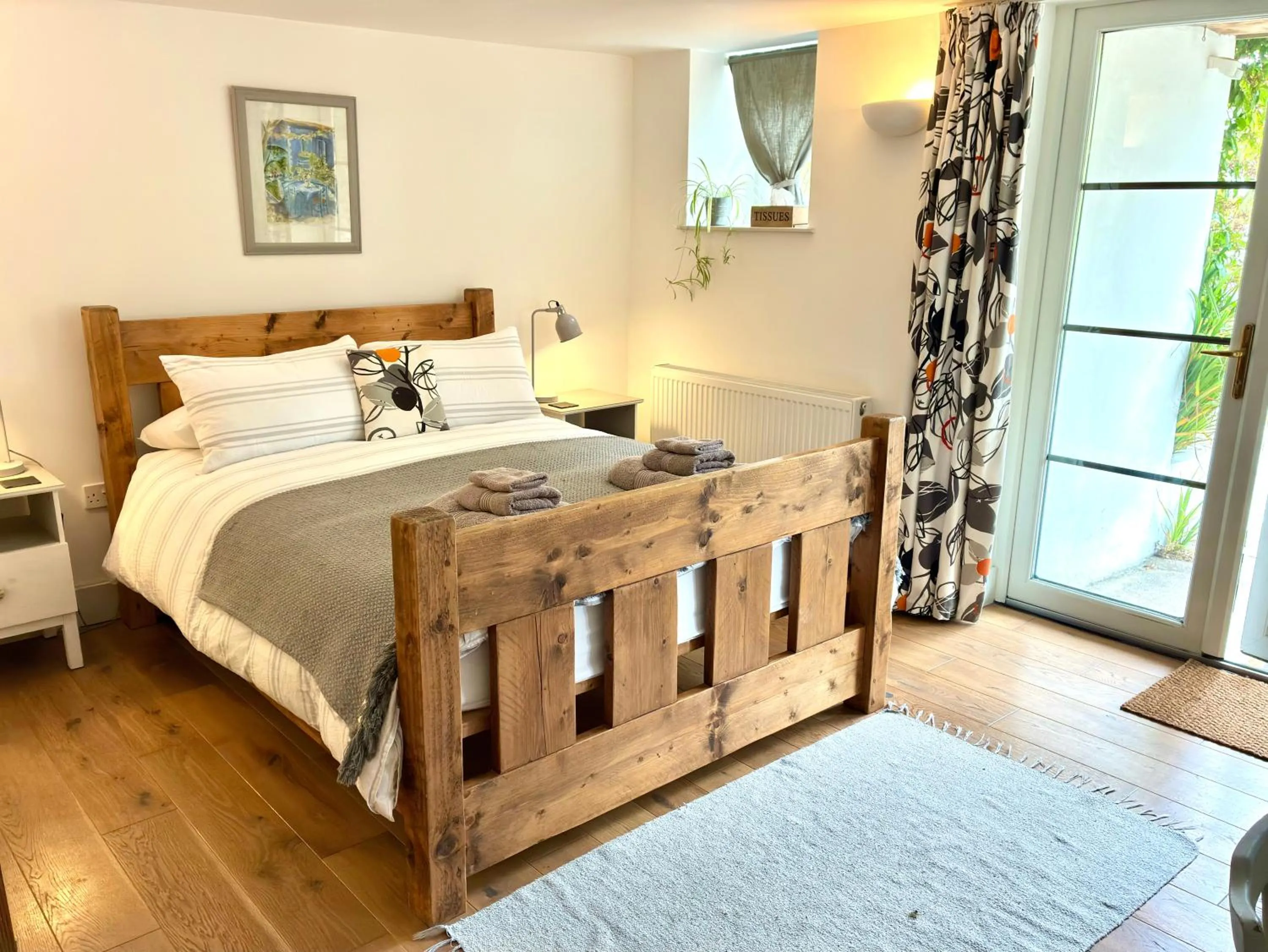 Bed in Westbury Cross House Bed & Breakfast