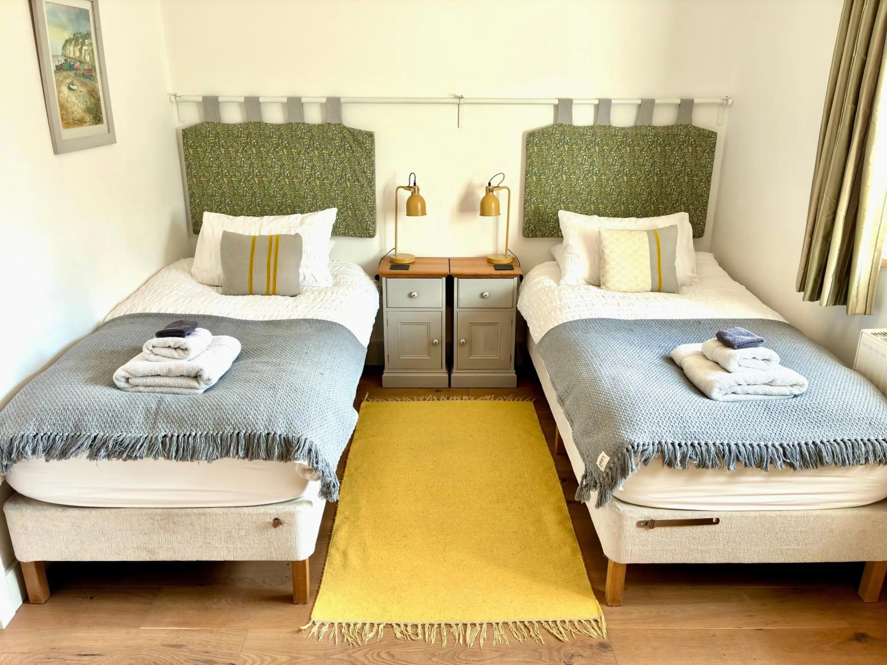 Bed in Westbury Cross House Bed & Breakfast