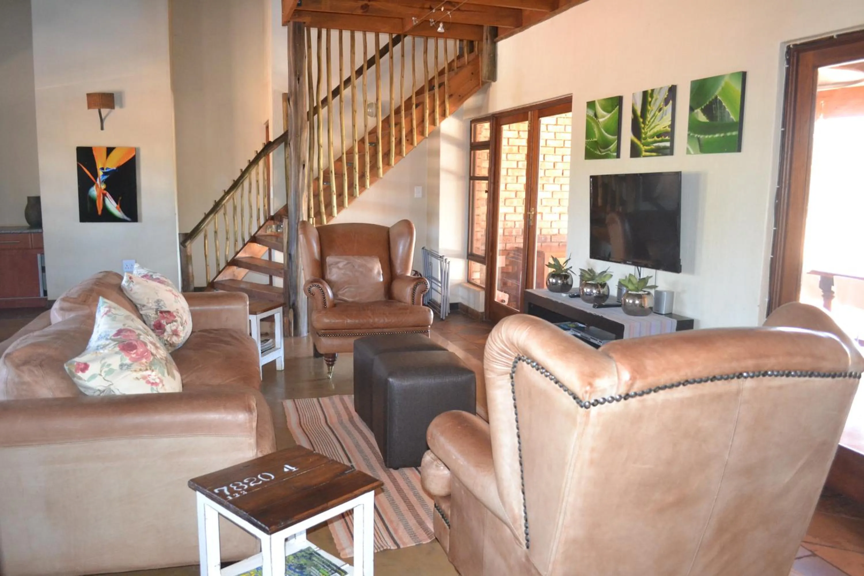 Living room in Makhato 84 Bush Lodge