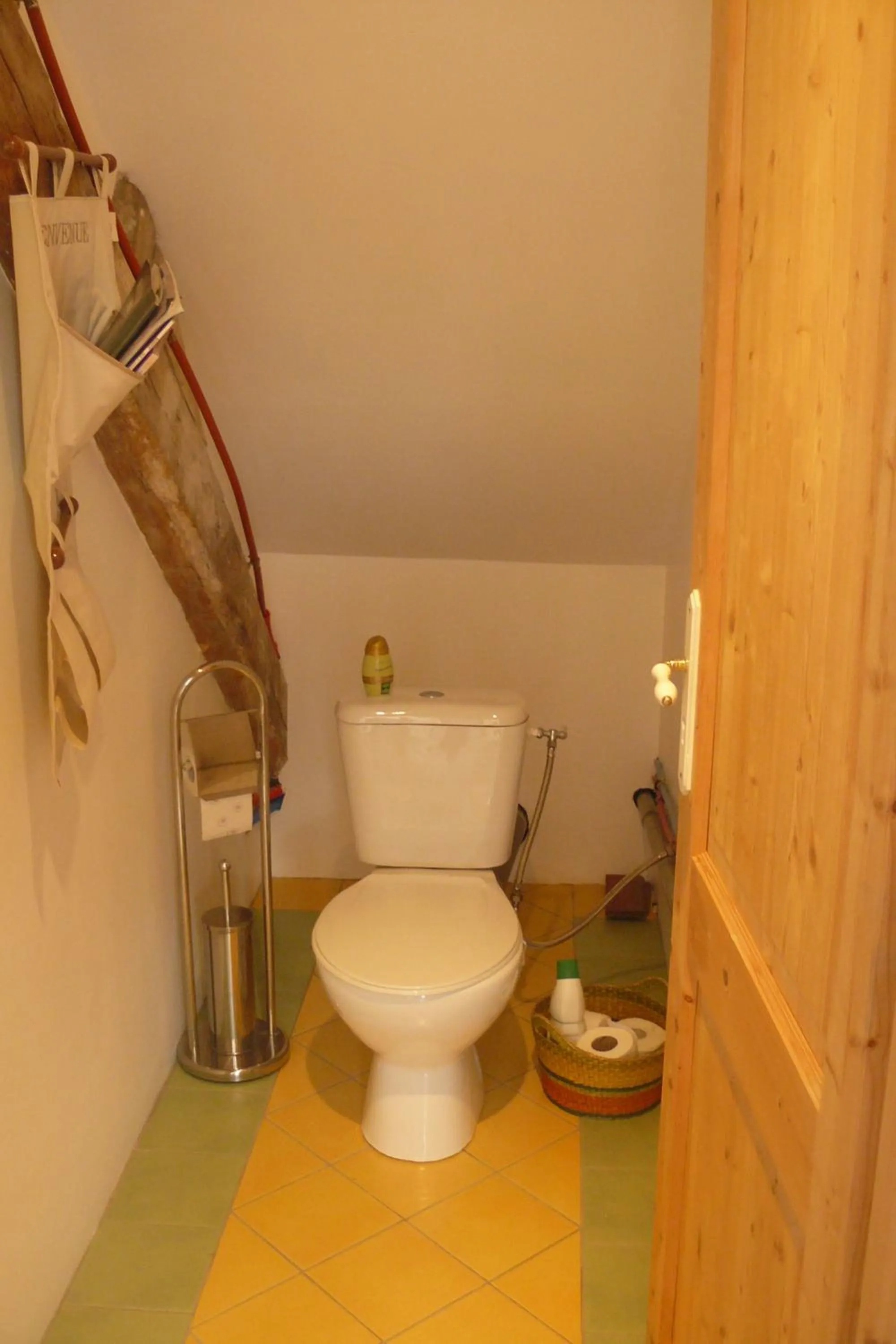 Toilet in Porte de Paris