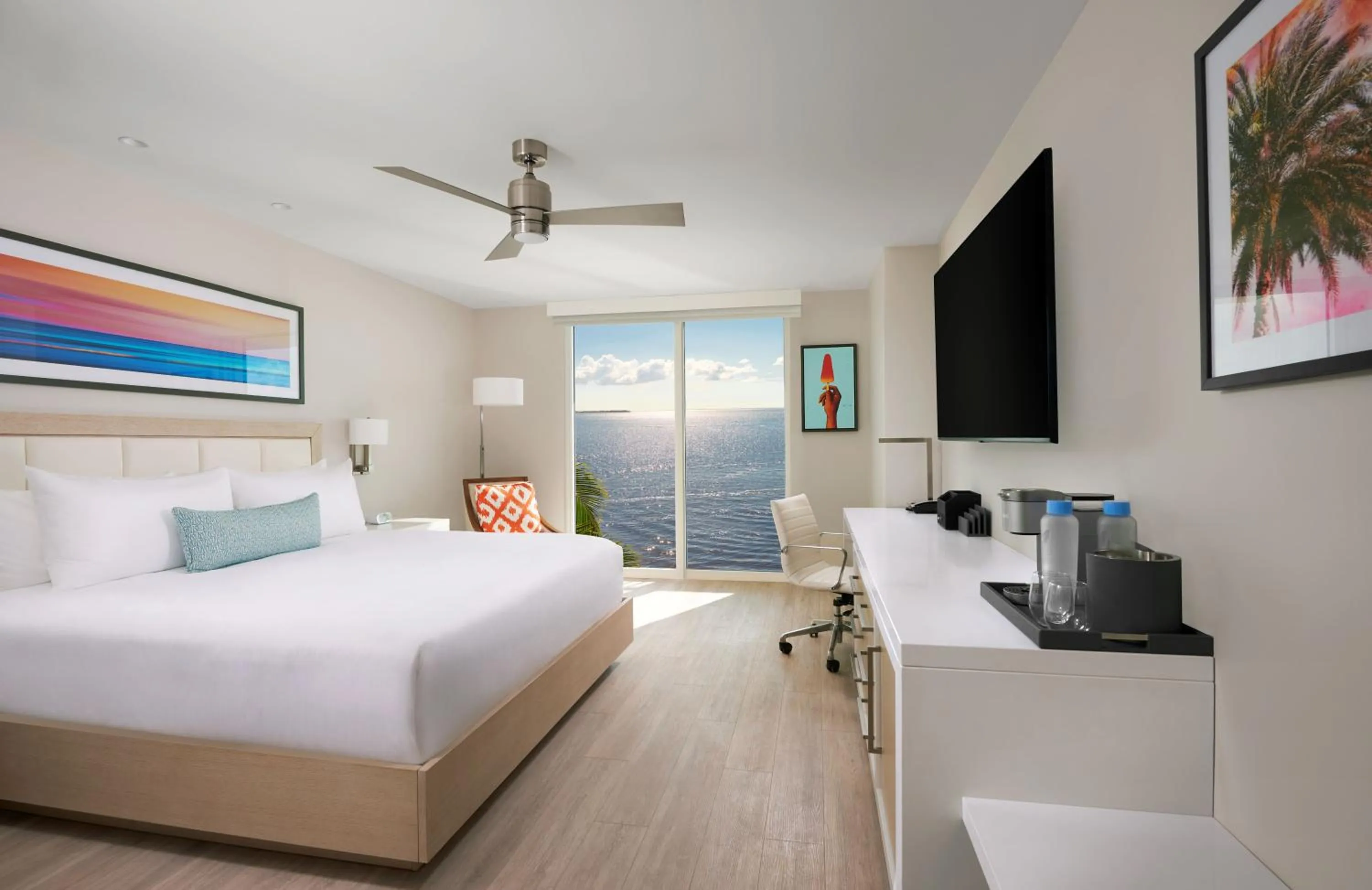 View (from property/room), Bed in Sunseeker Resort Florida Gulf Coast, Curio Collection Hilton