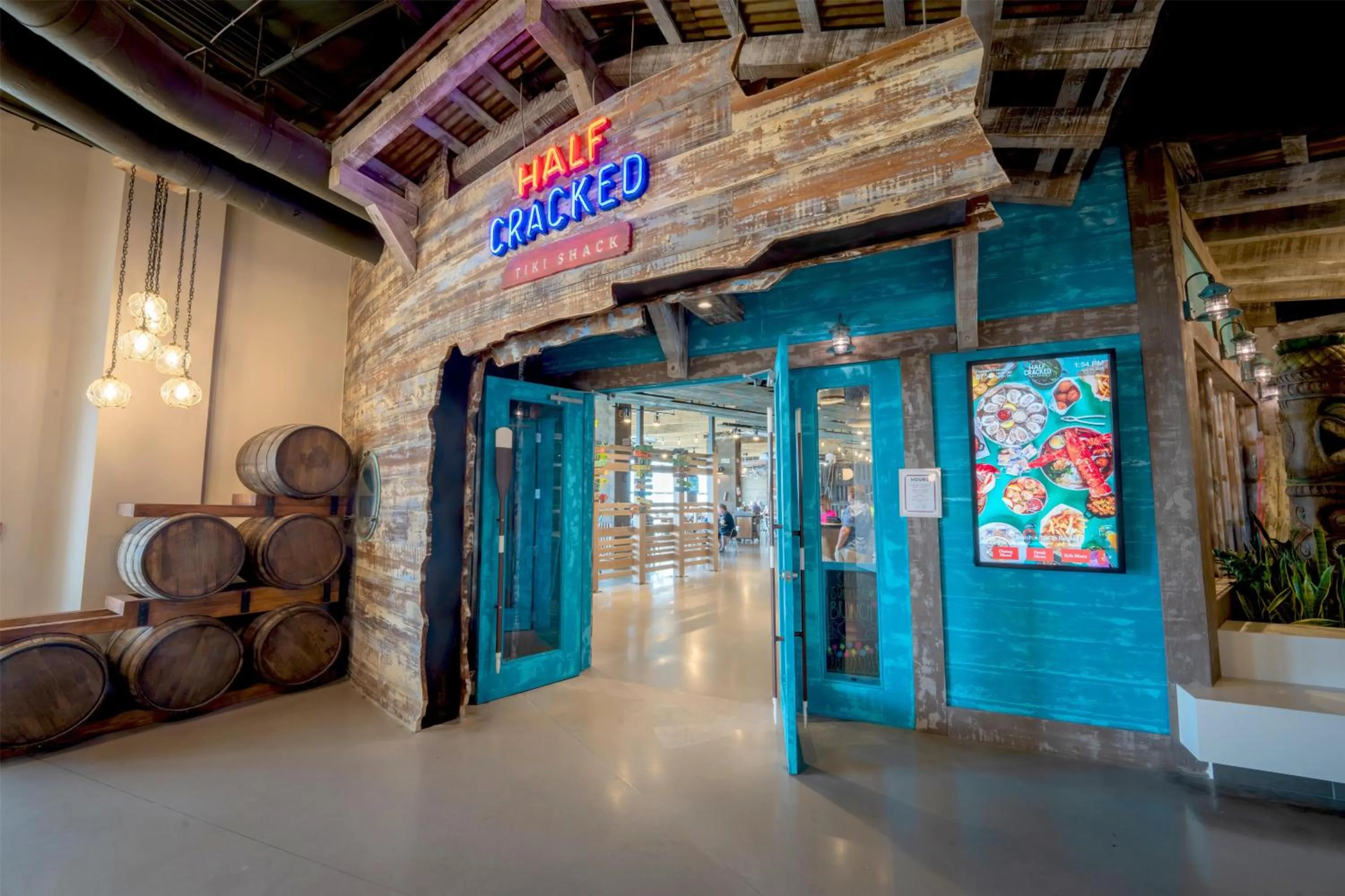 Dining area in Sunseeker Resort Florida Gulf Coast, Curio Collection Hilton