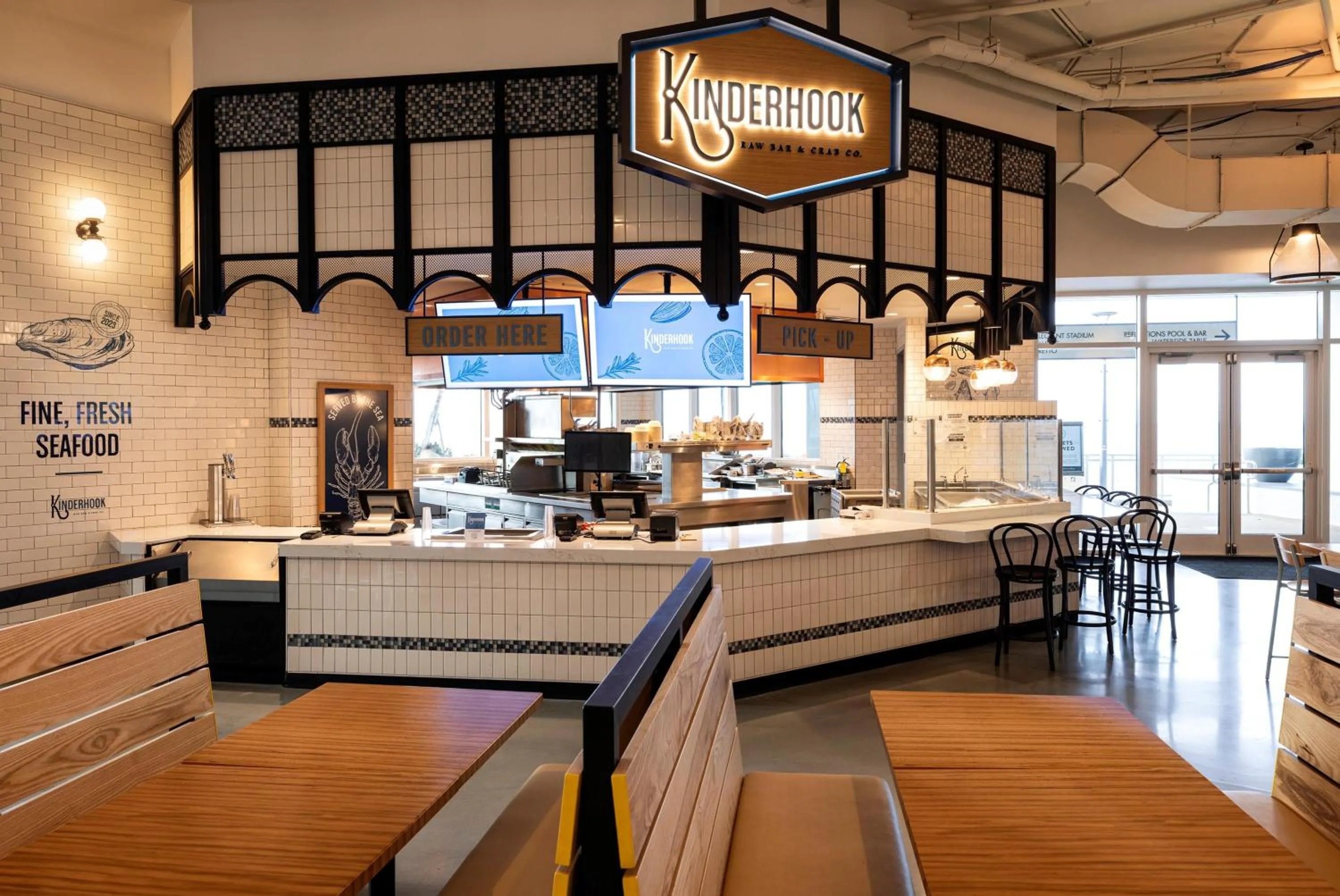 Restaurant/places to eat in Sunseeker Resort Florida Gulf Coast, Curio Collection Hilton