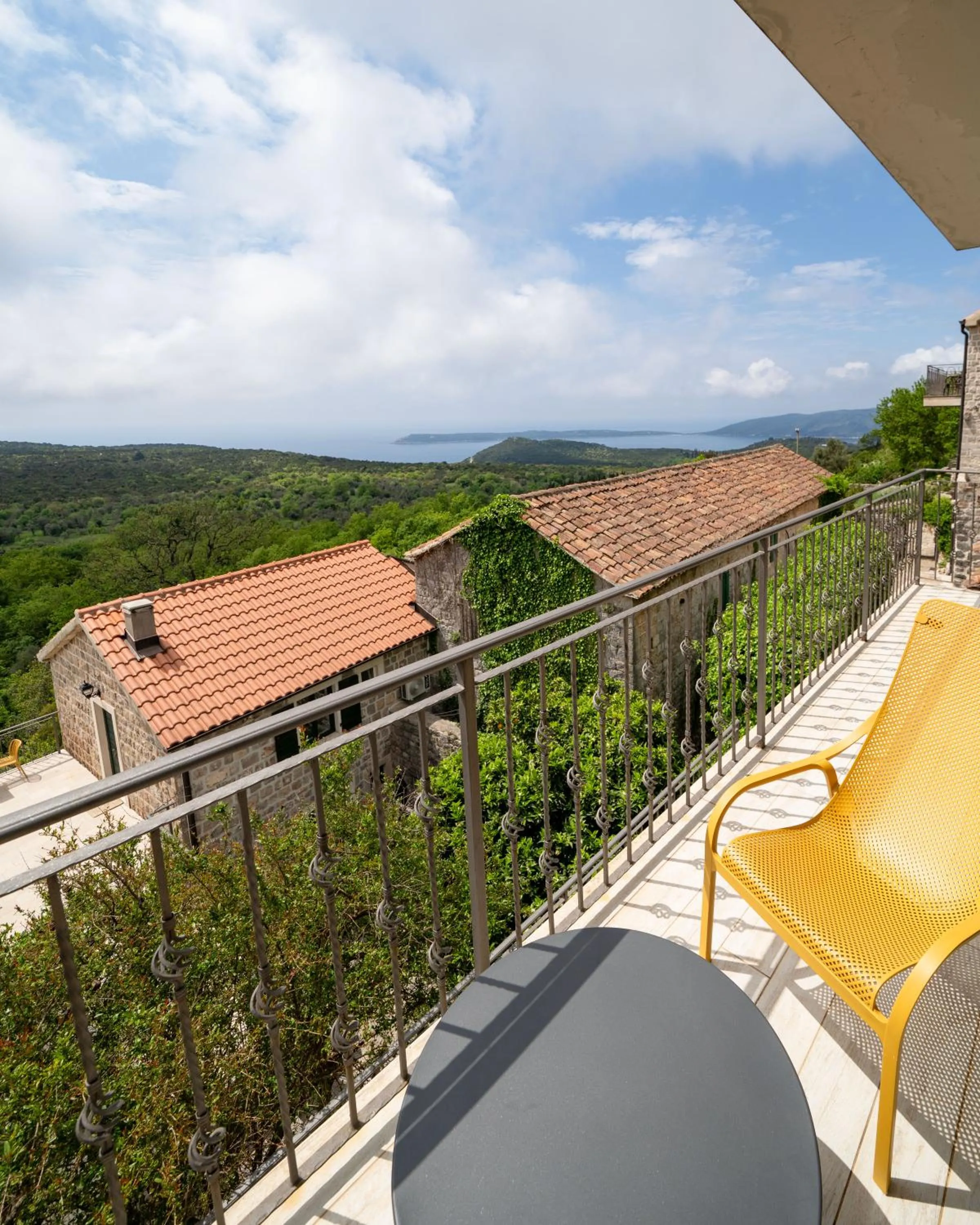 Day in Klinci Village Resort