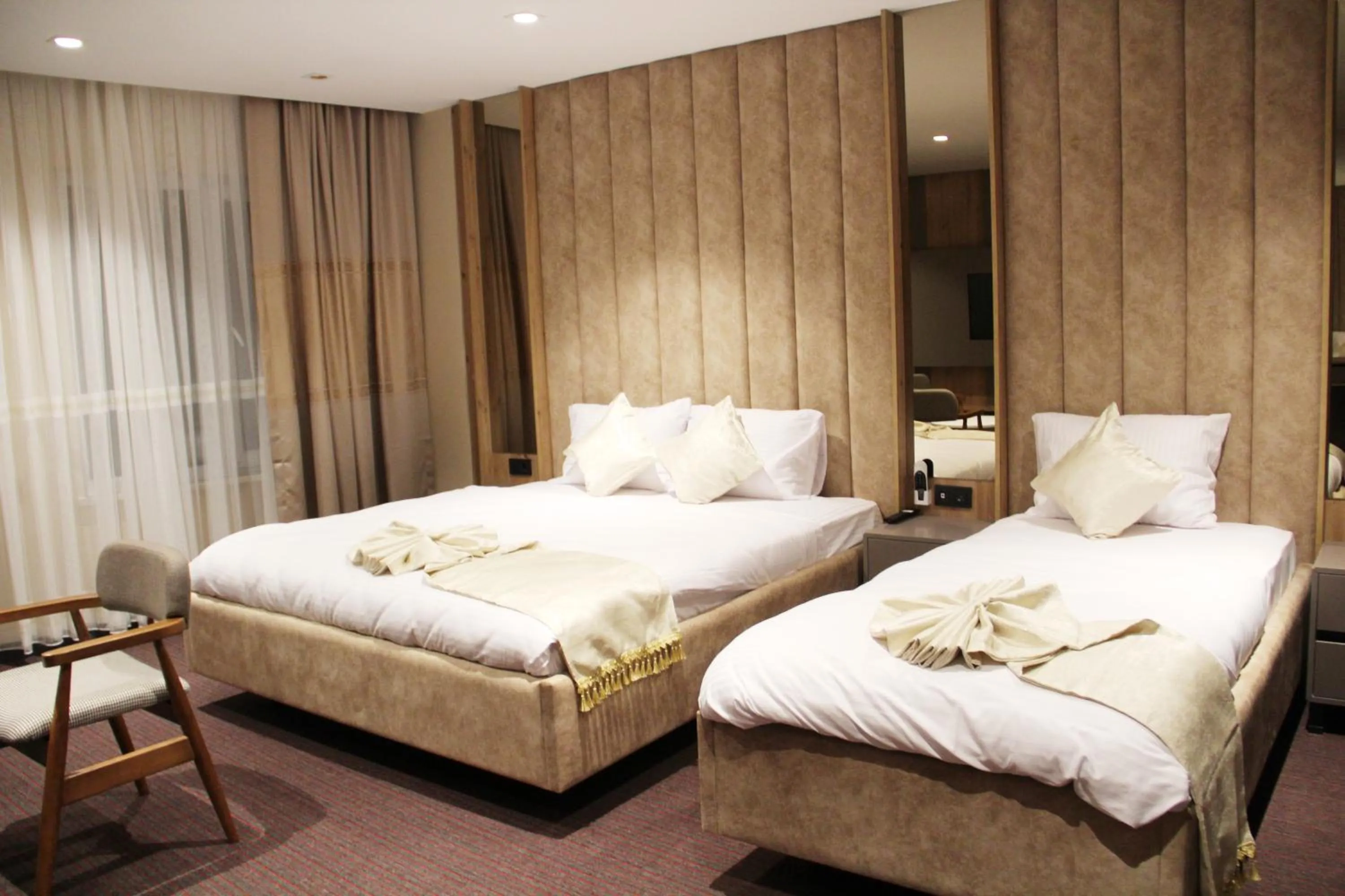 Photo of the whole room, Bed in Sabiha Sultan Hotel-Karakoy