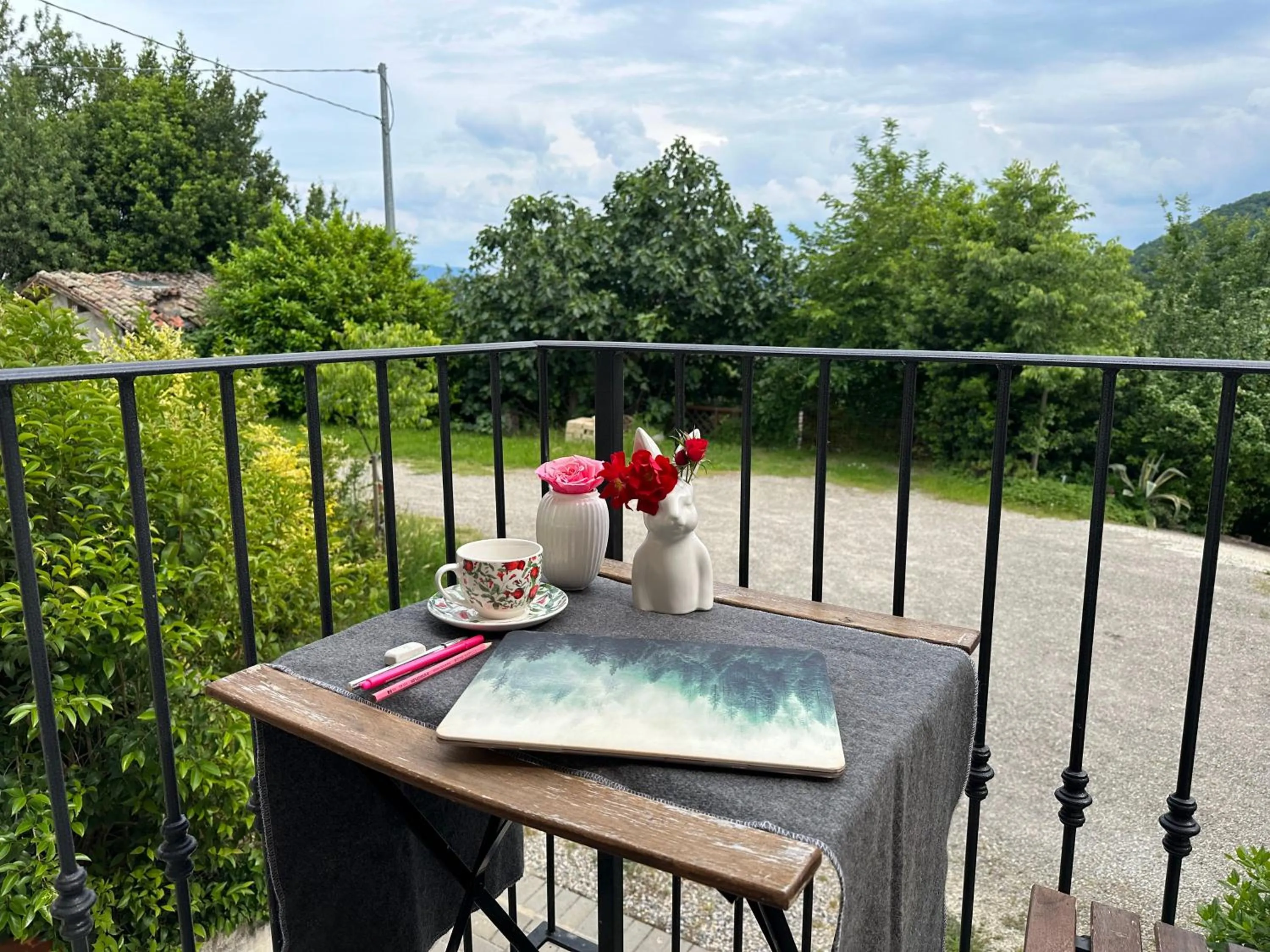 Inner courtyard view in Castello San Romano