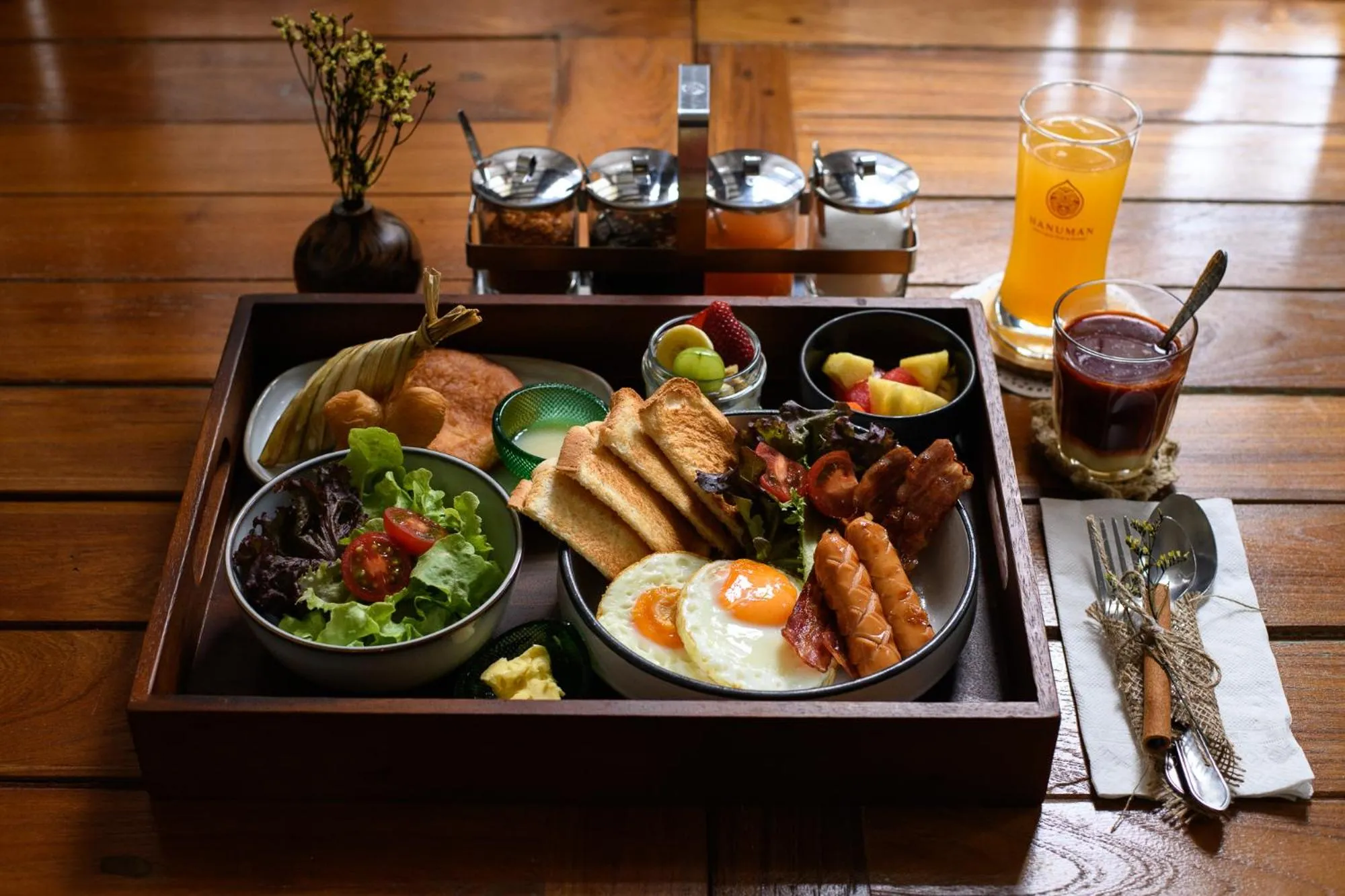 Food and drinks in Hanuman Boutique Stay &Eatery