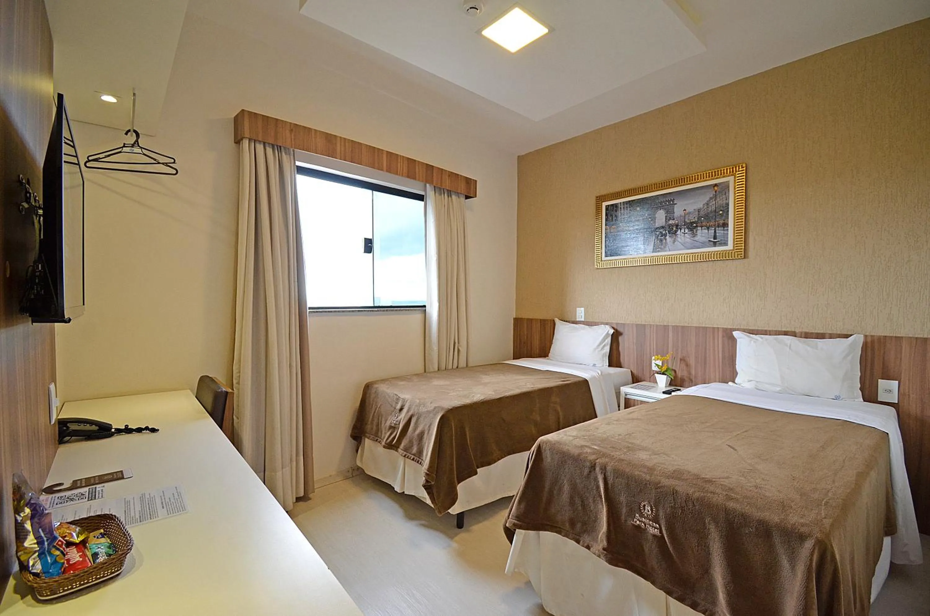 Bed in Business Park Hotel