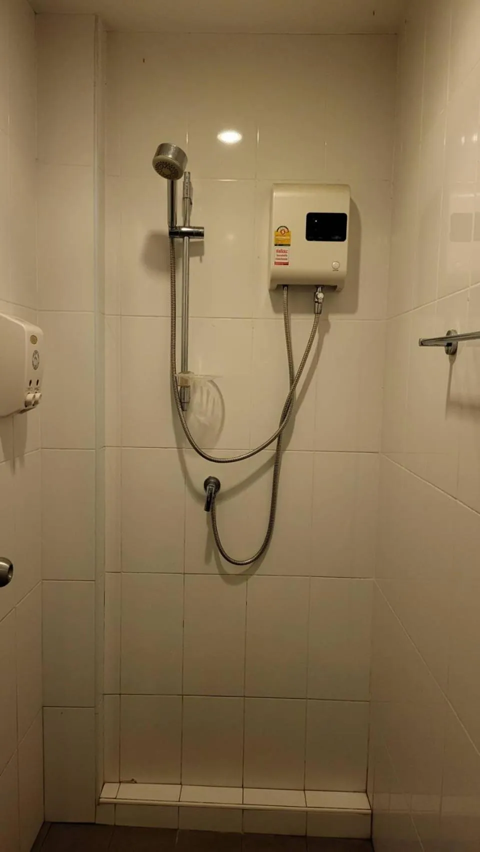 Shower in Terminal58hostel@town