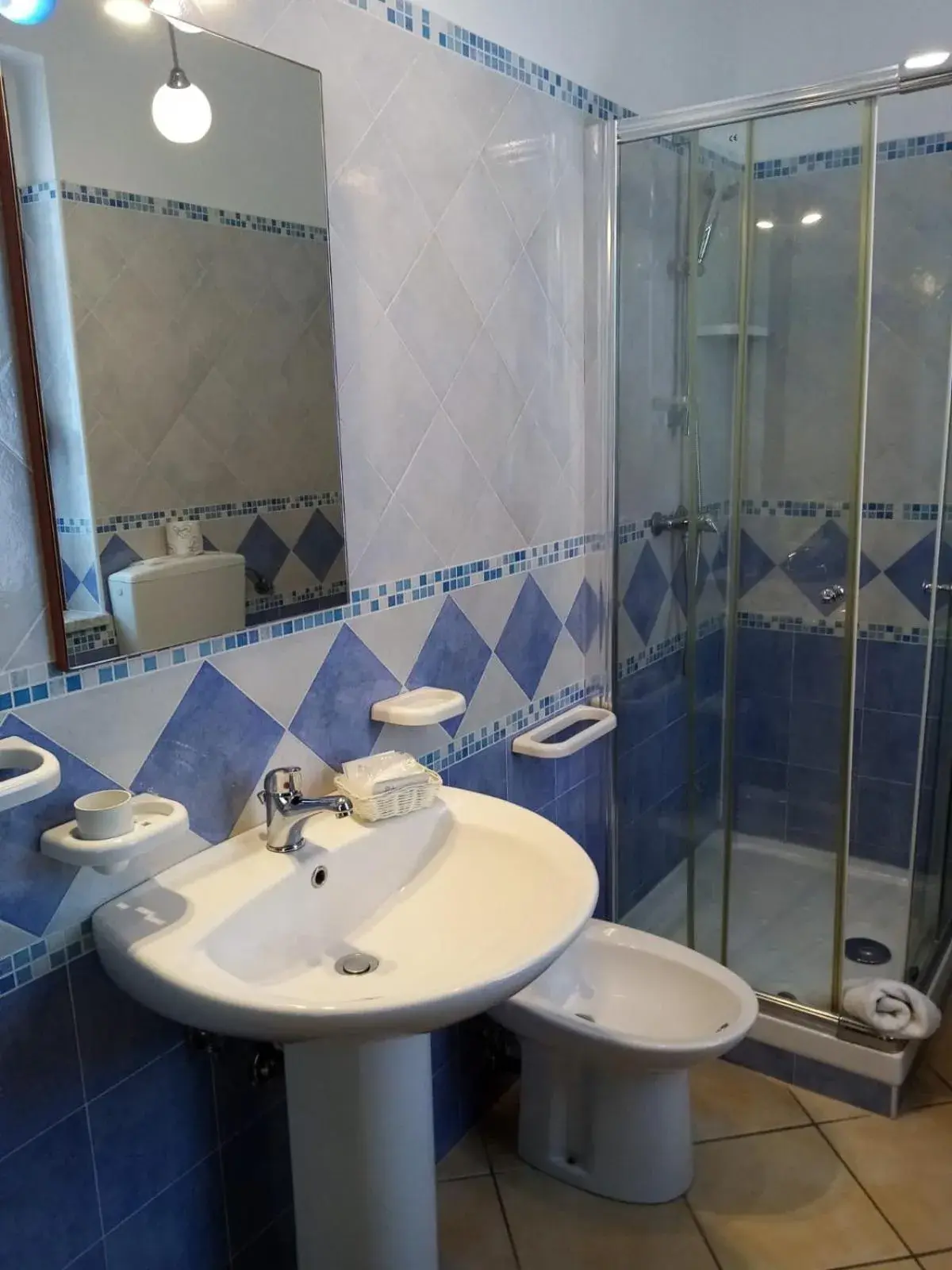 Double Room with Private Bathroom in La Giara B&B Double Room with Private Bathroom in La Giara B&B