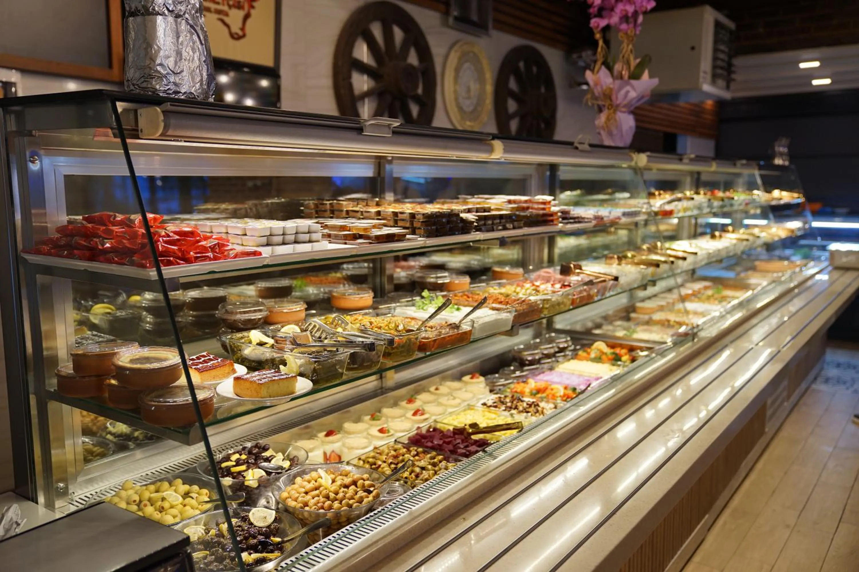 Breakfast in Mihman Hotel