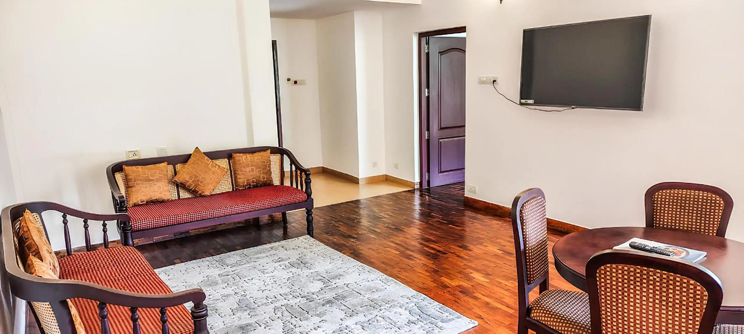 TV and multimedia in Hotel C7 Munnar