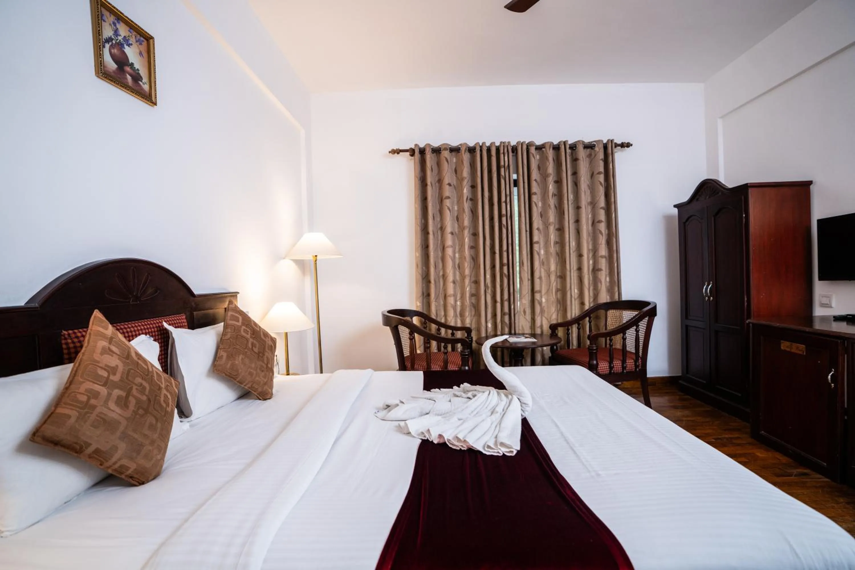 Bed in Hotel C7 Munnar