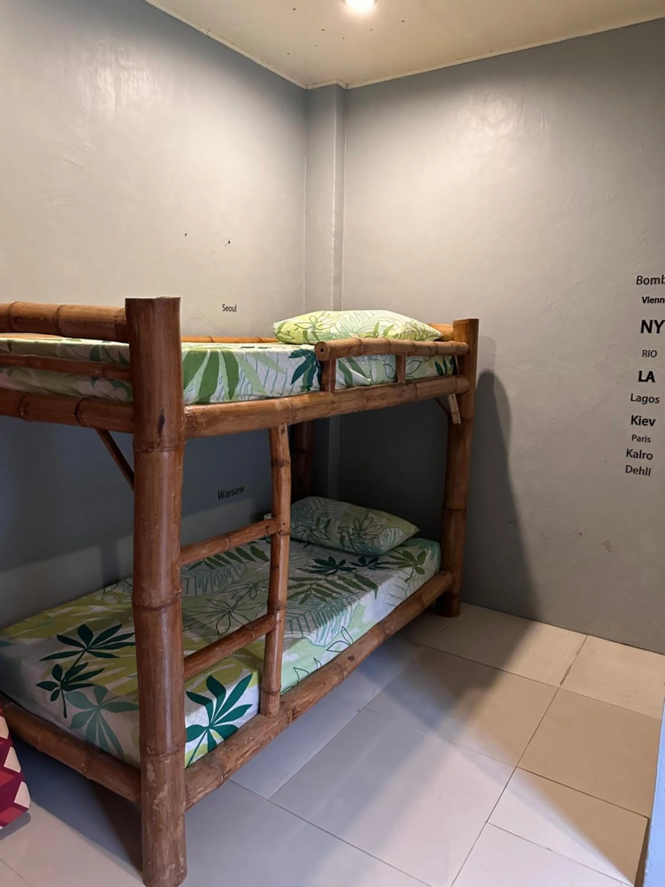 Bed in Lionfish Backpackers Hostel Malapascua