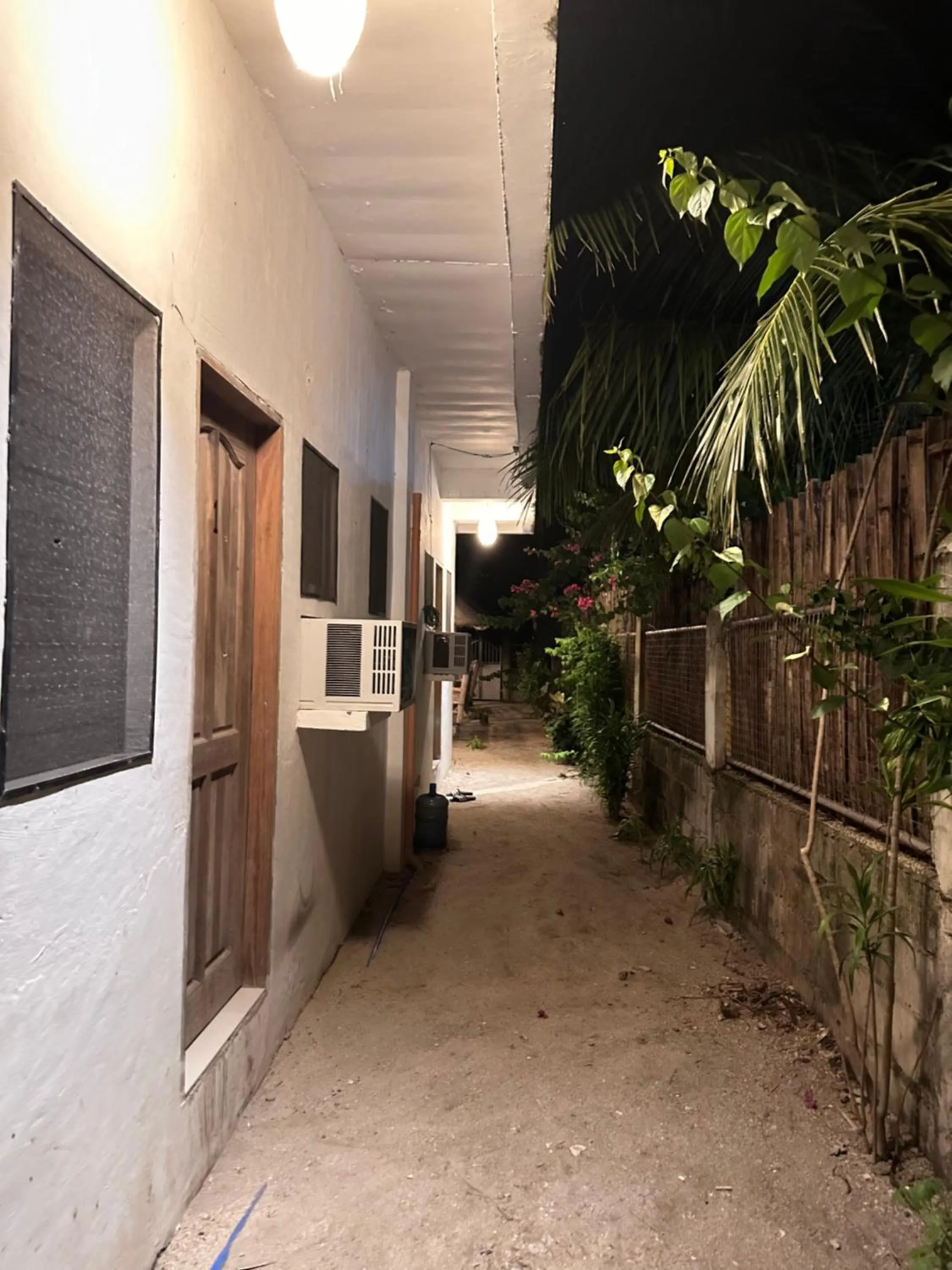 Lionfish Backpackers Hostel Malapascua