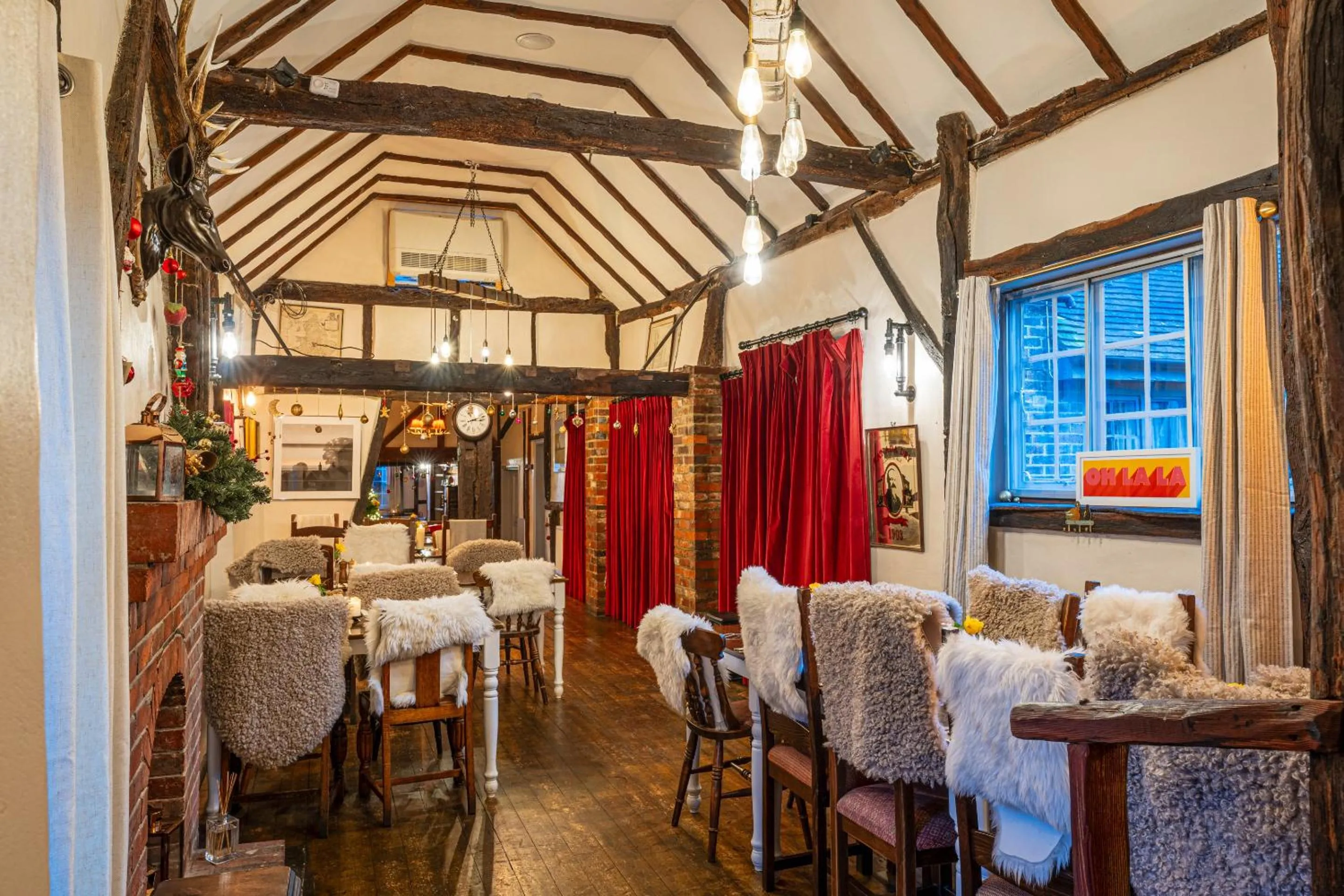 Dining area in The Bull on the Green
