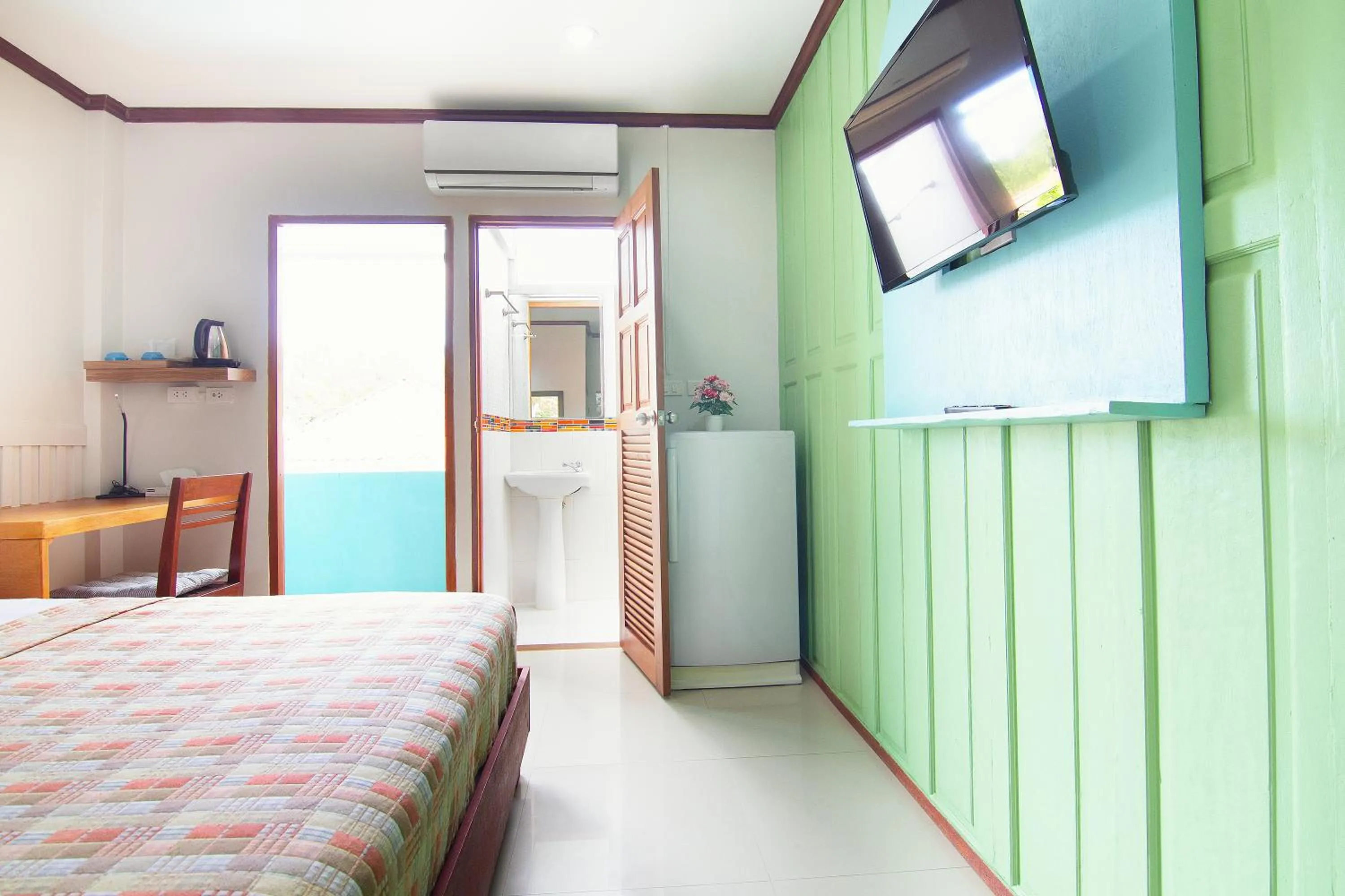 Bed in Kamala Beach Residence