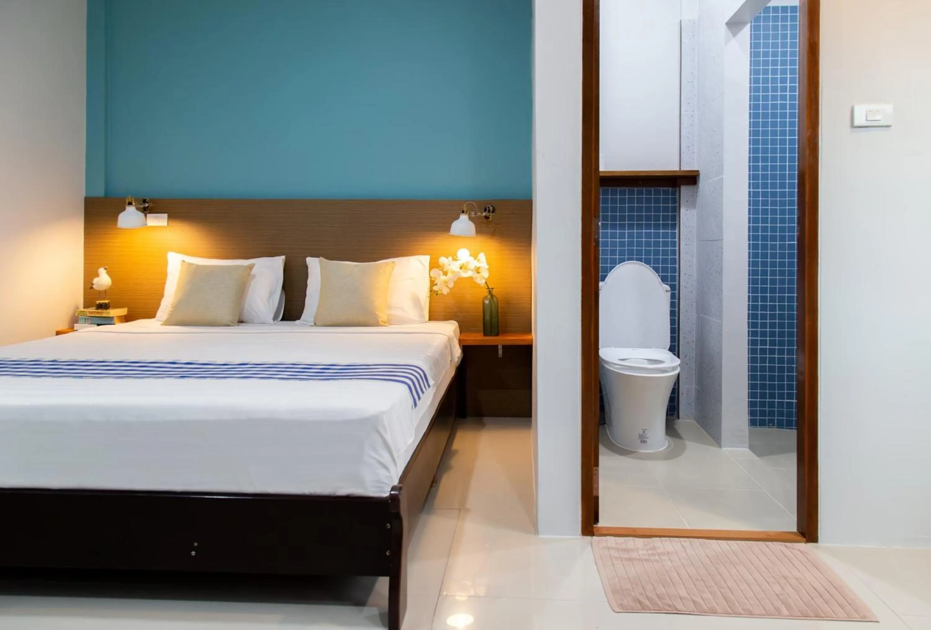 Bed in Kamala Beach Residence