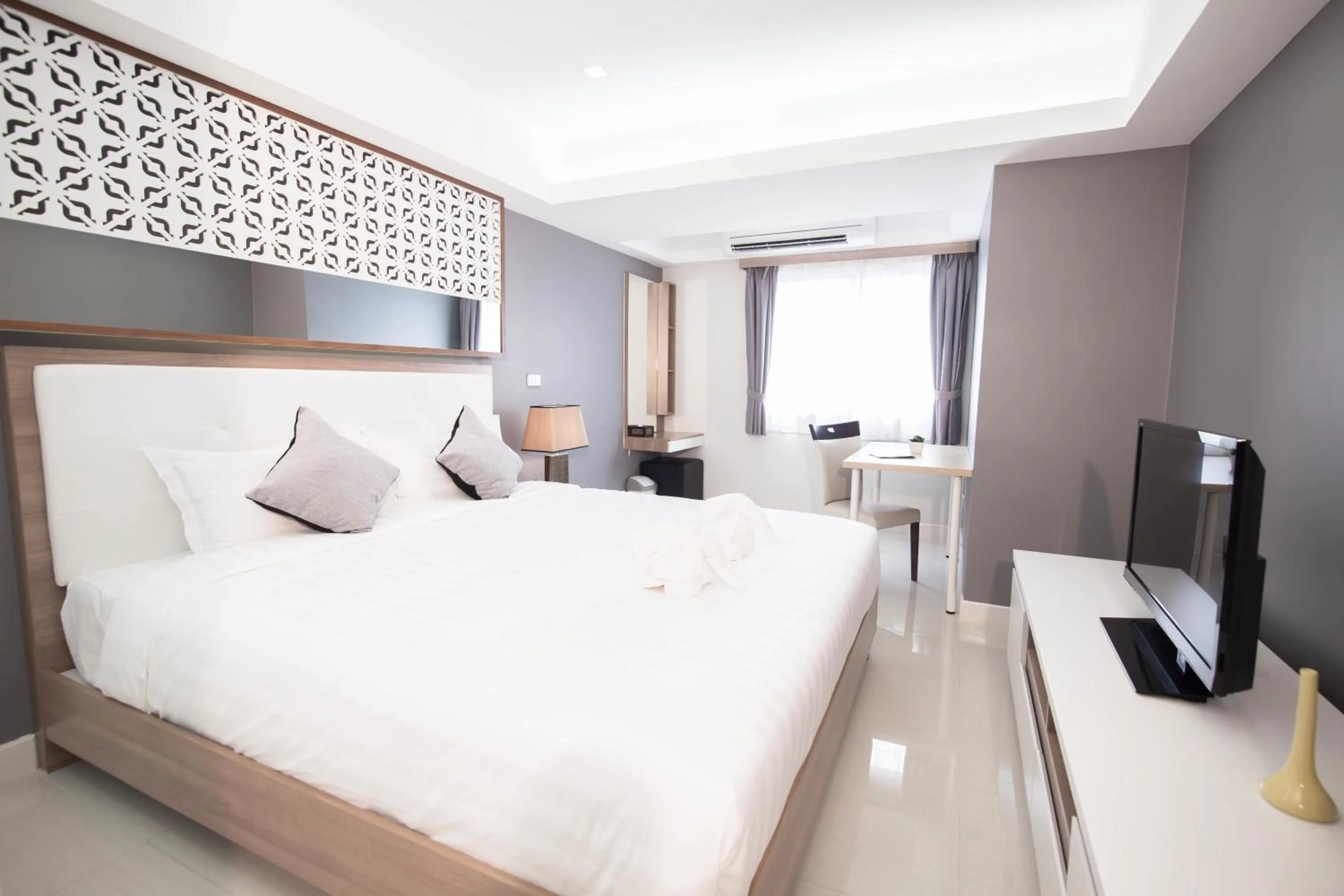 Day, Bed in Racha Residence